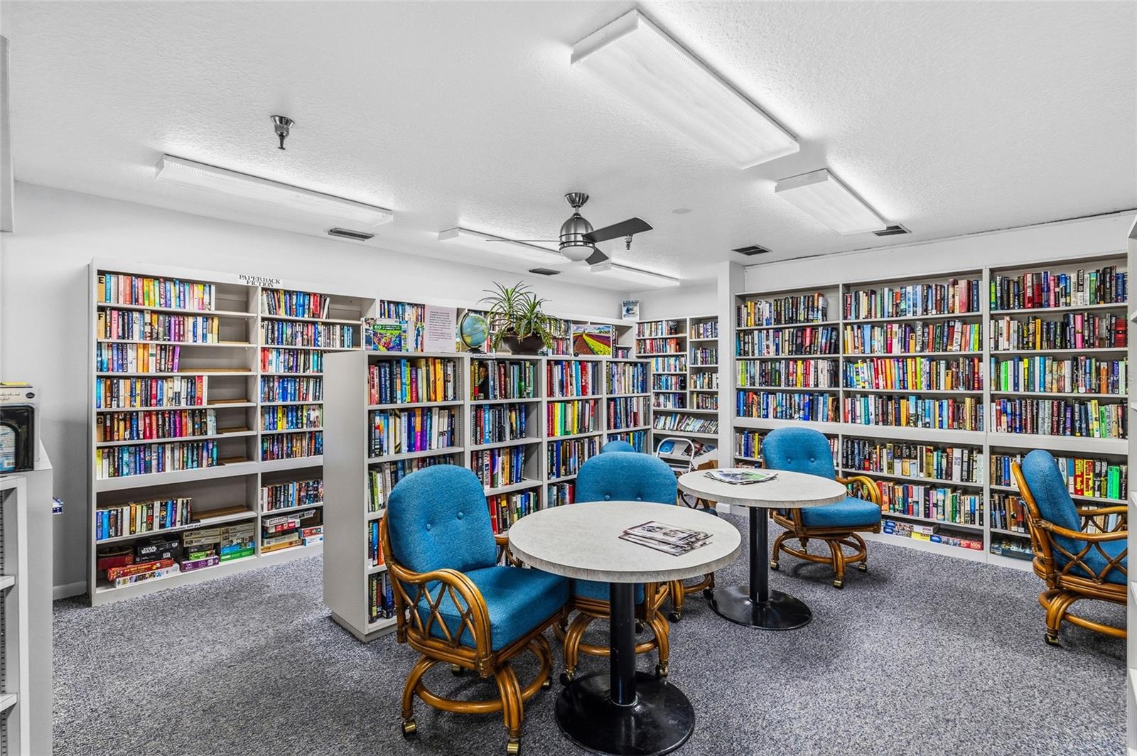 Image 39 of 55 For 8001 Sailboat Key Boulevard S 305