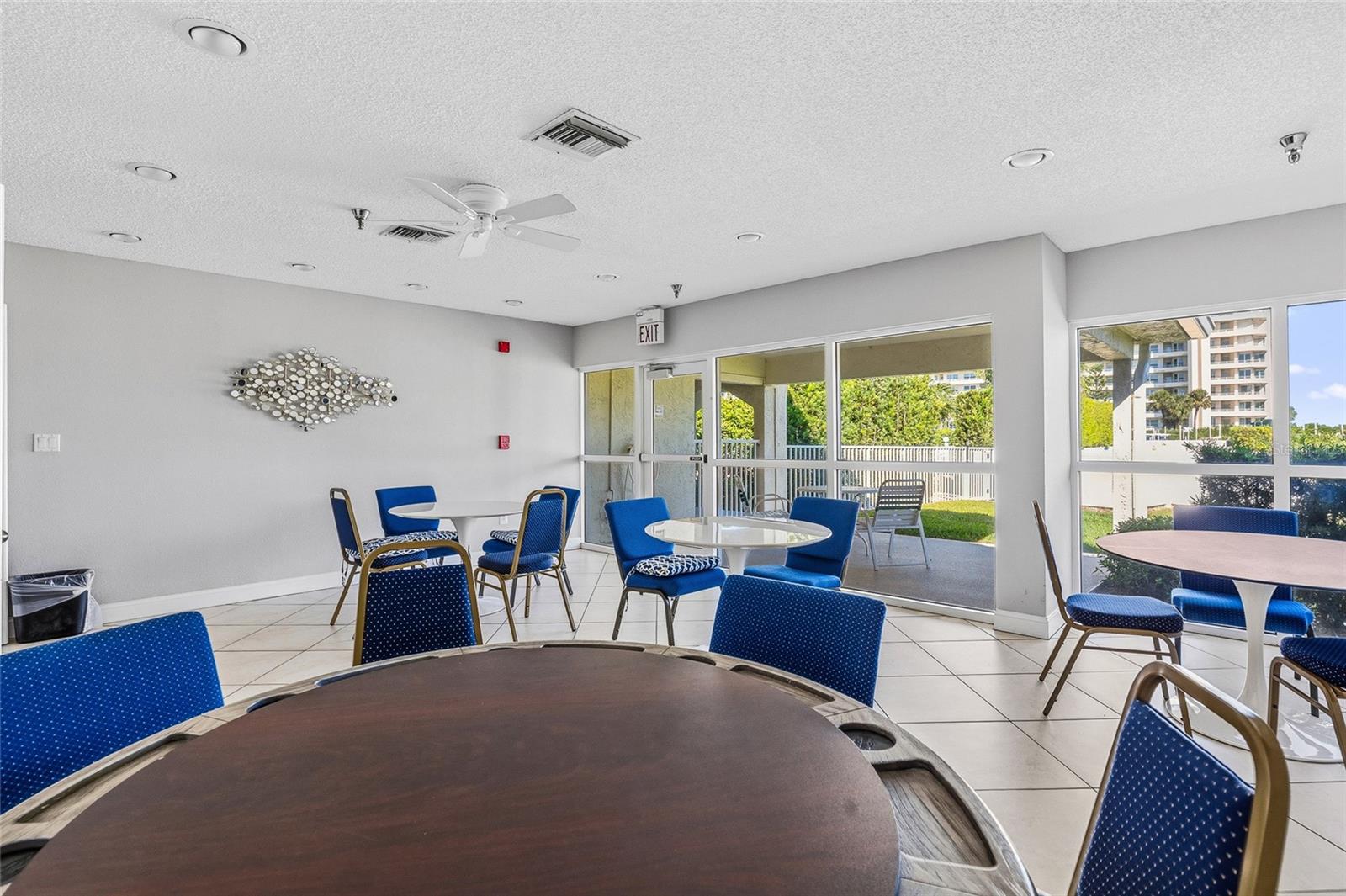 Image 41 of 55 For 8001 Sailboat Key Boulevard S 305