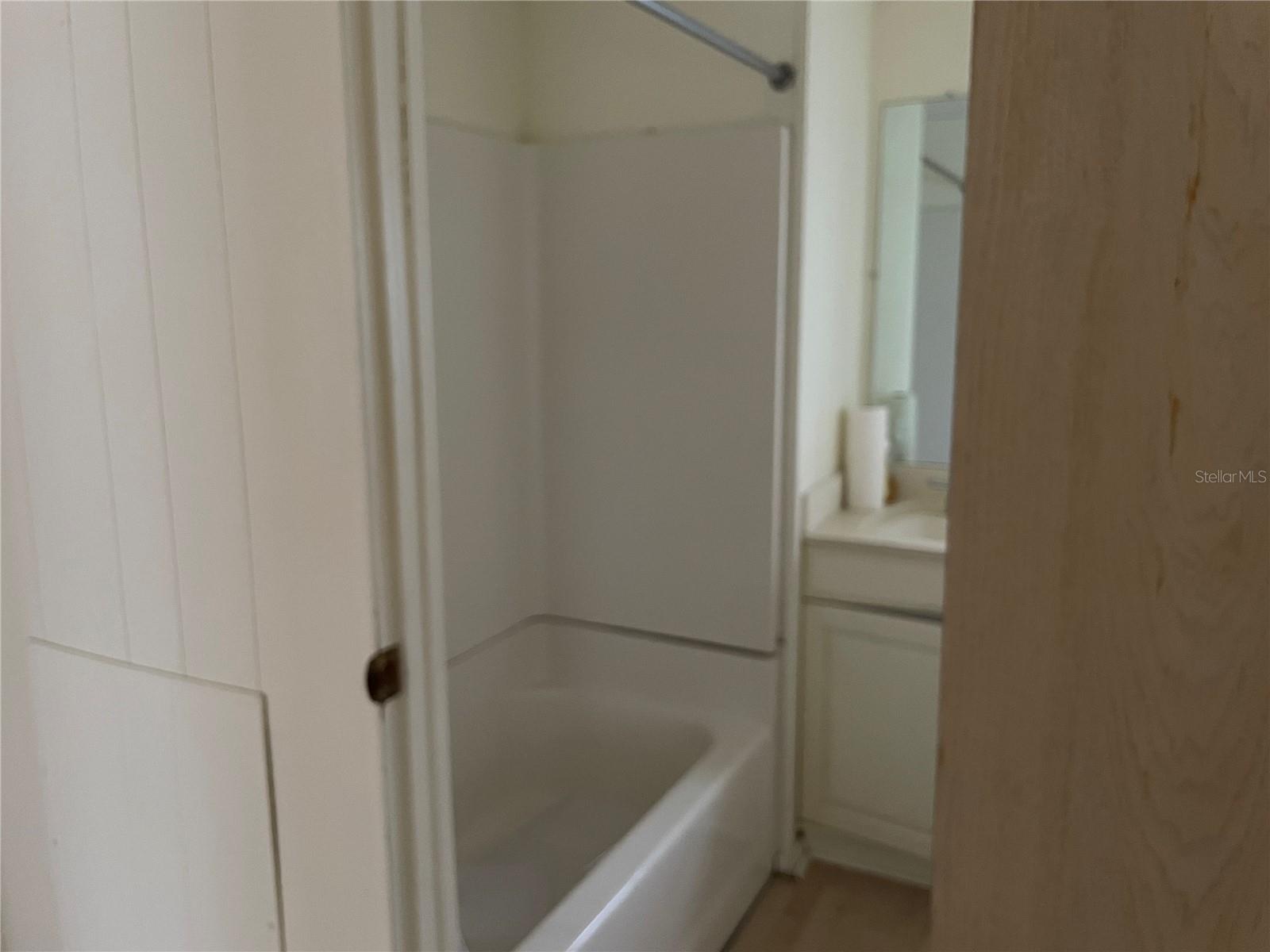 Image 23 of 24 For 68 Twin Shores Boulevard