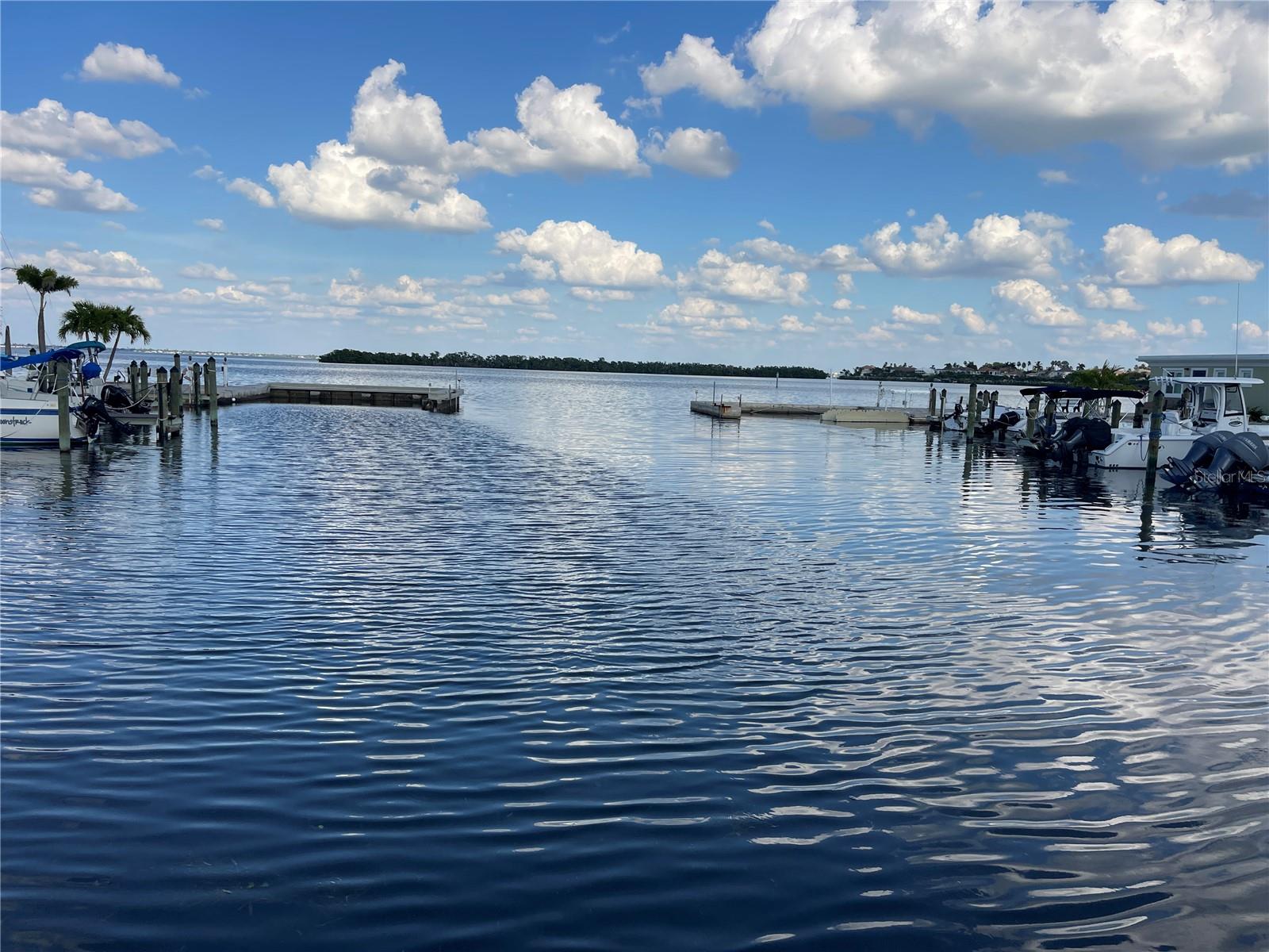 Image 7 of 24 For 68 Twin Shores Boulevard