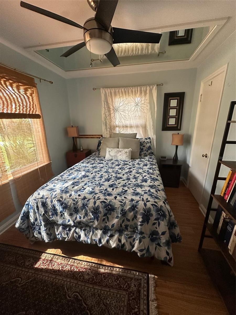 Image 20 of 43 For 919 Conrad Avenue