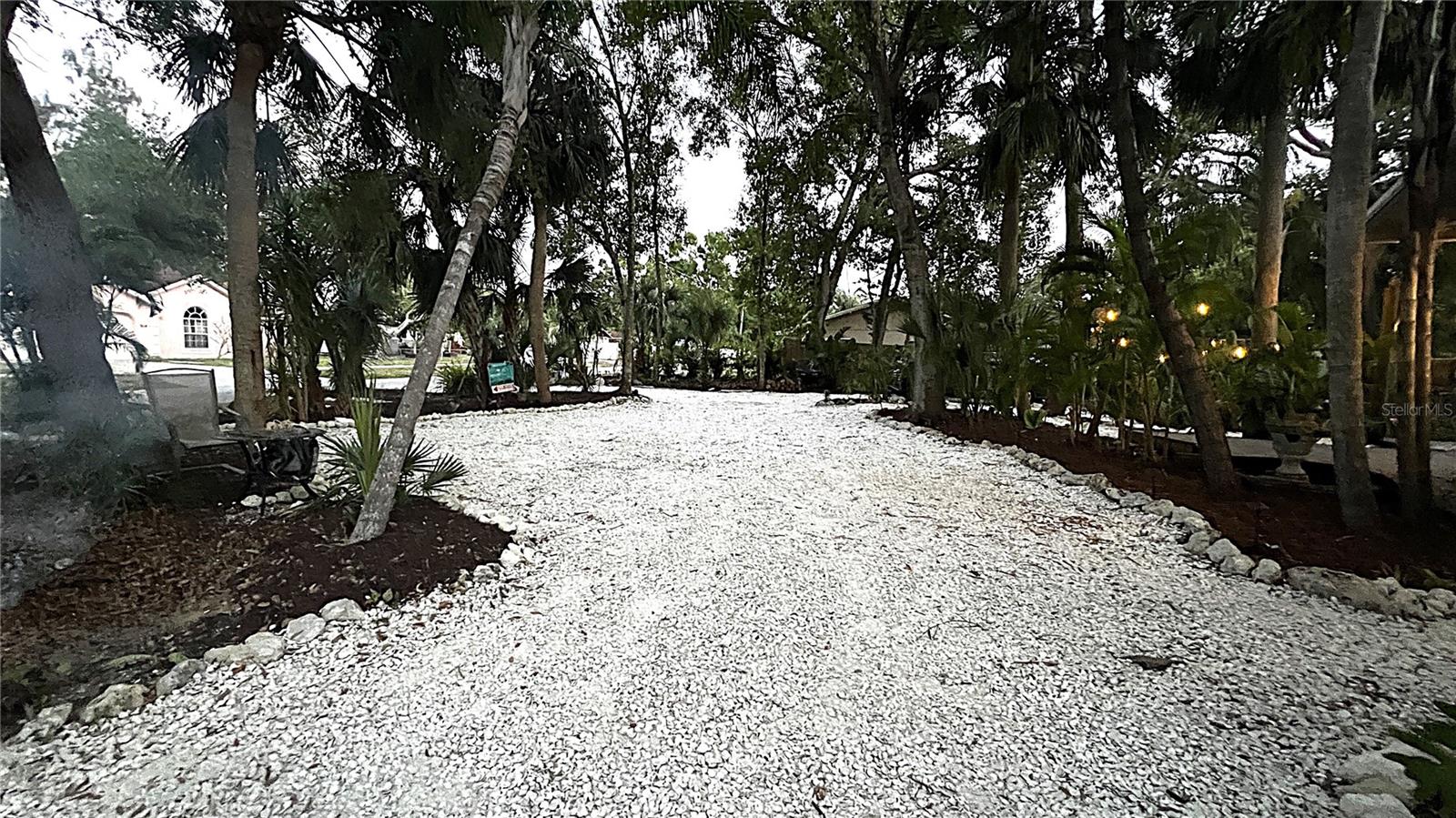 Image 29 of 43 For 919 Conrad Avenue