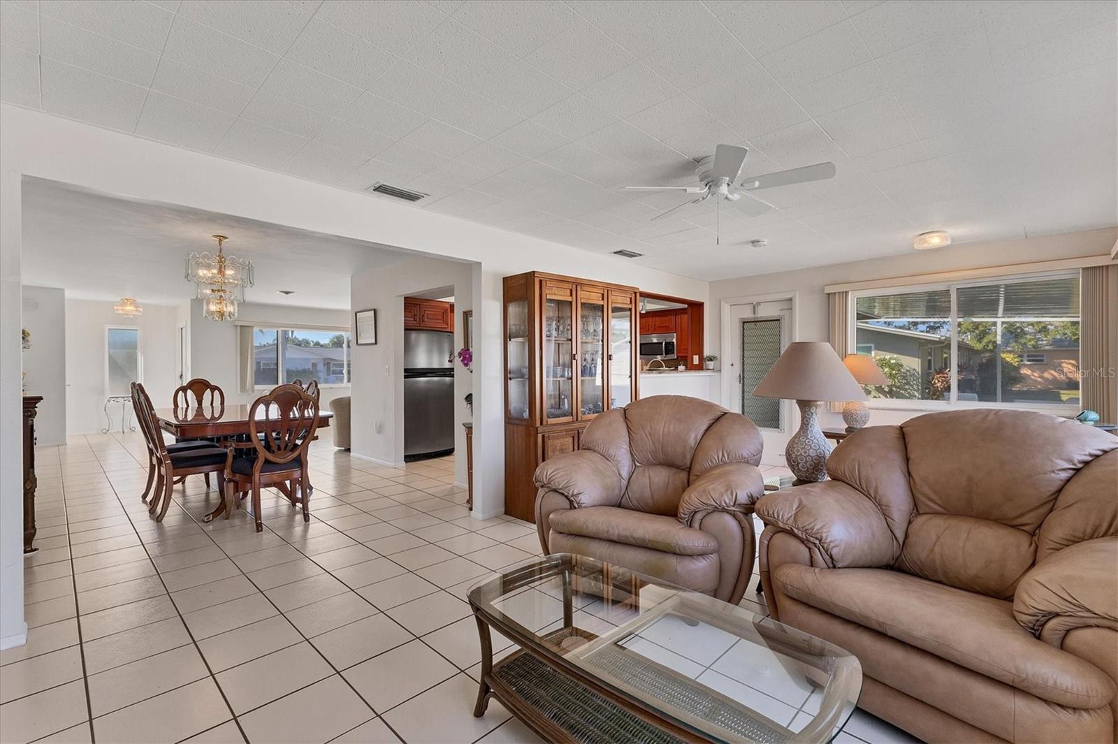 Image 13 of 27 For 6824 Roxbury Drive