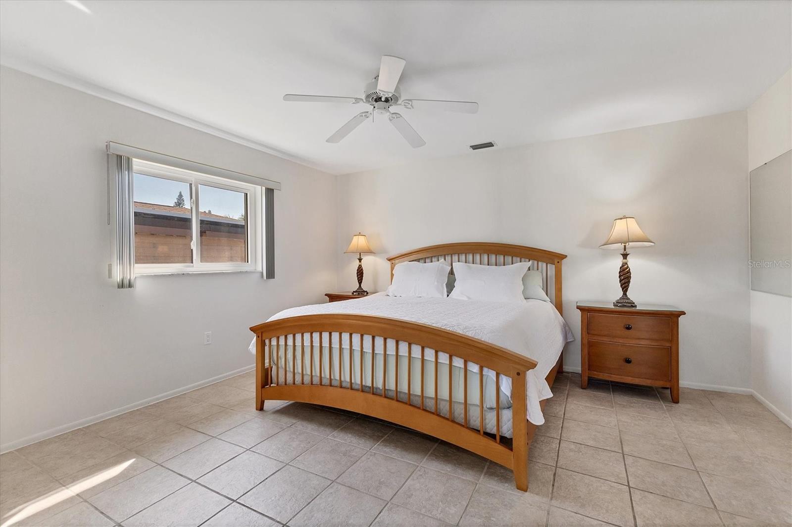 Image 15 of 27 For 6824 Roxbury Drive