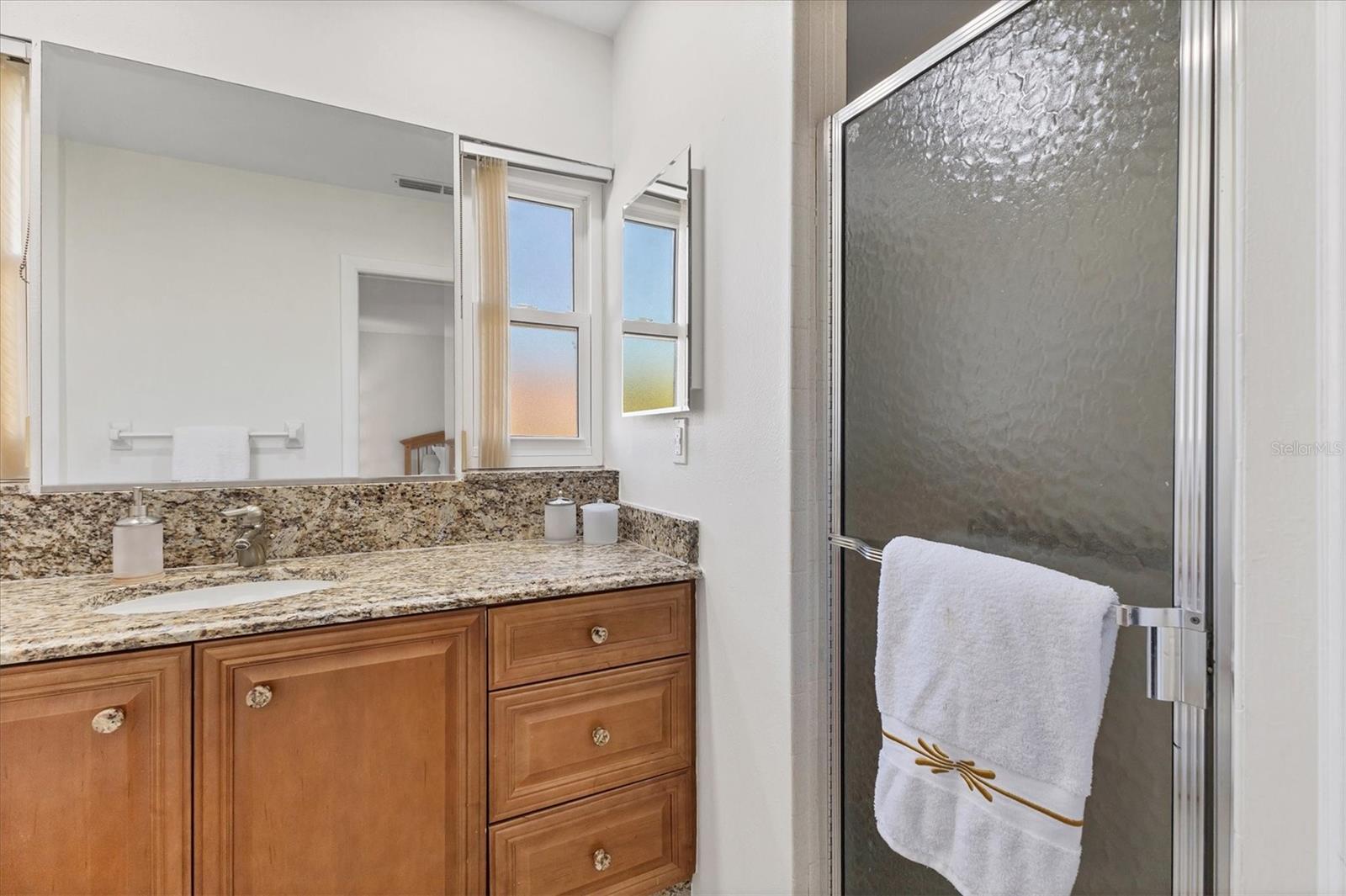 Image 18 of 27 For 6824 Roxbury Drive