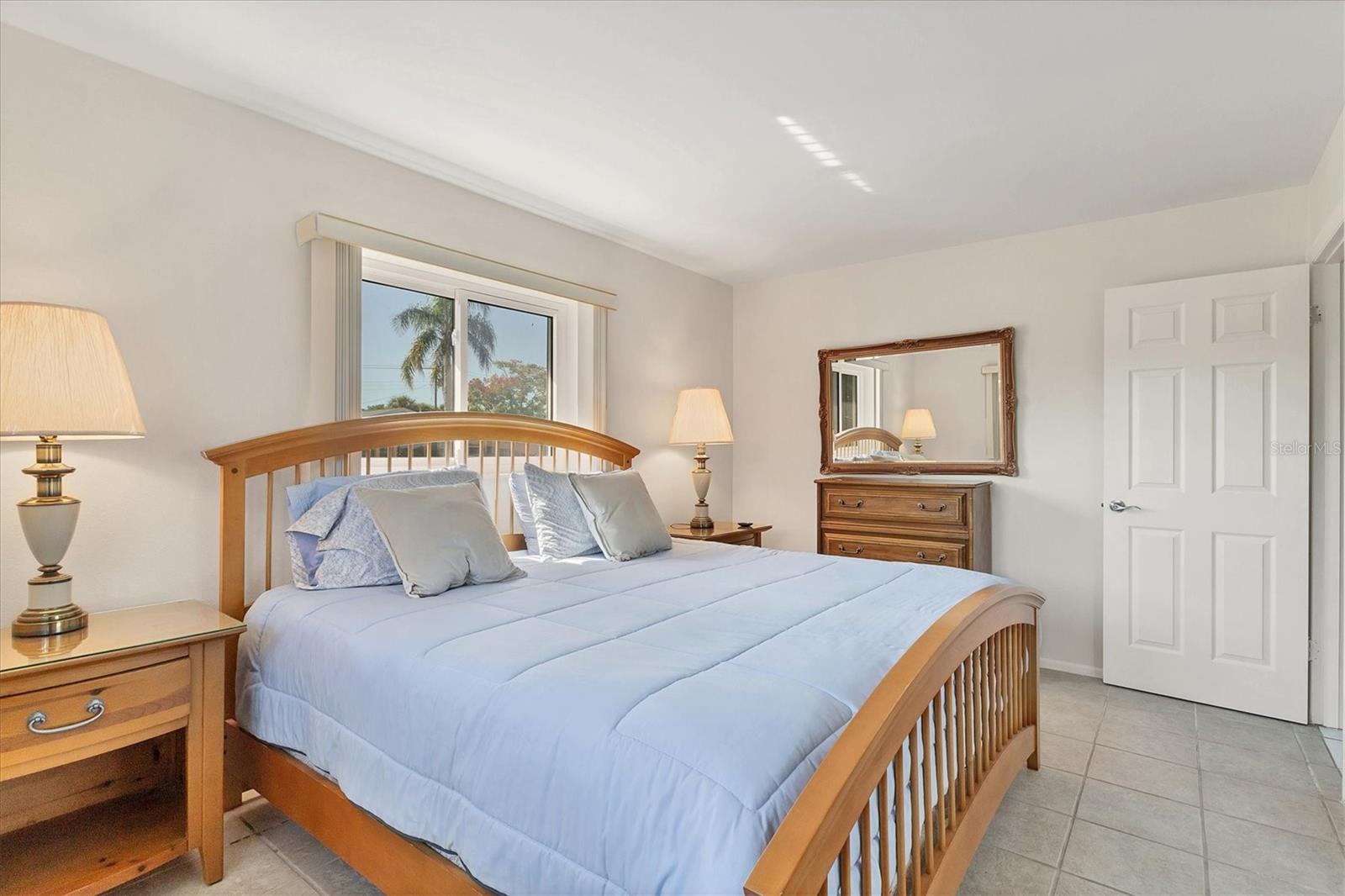 Image 21 of 27 For 6824 Roxbury Drive