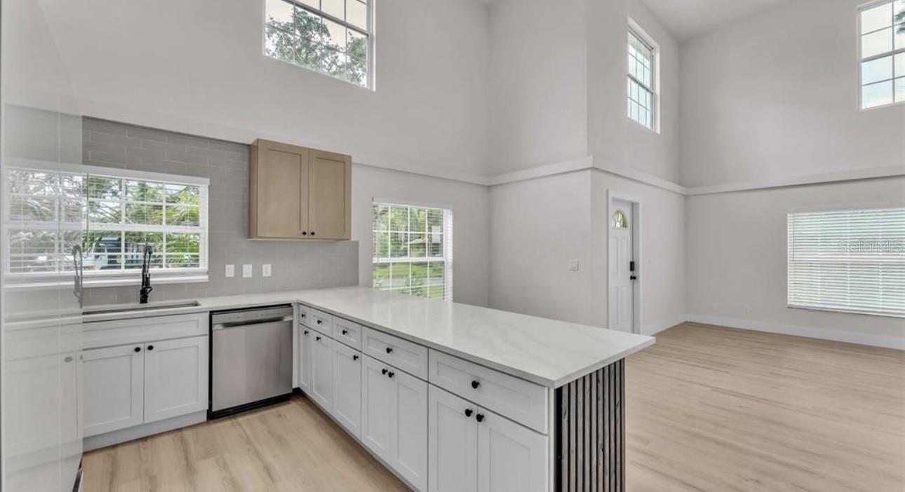 Image 10 of 32 For 6246 Arthur Avenue