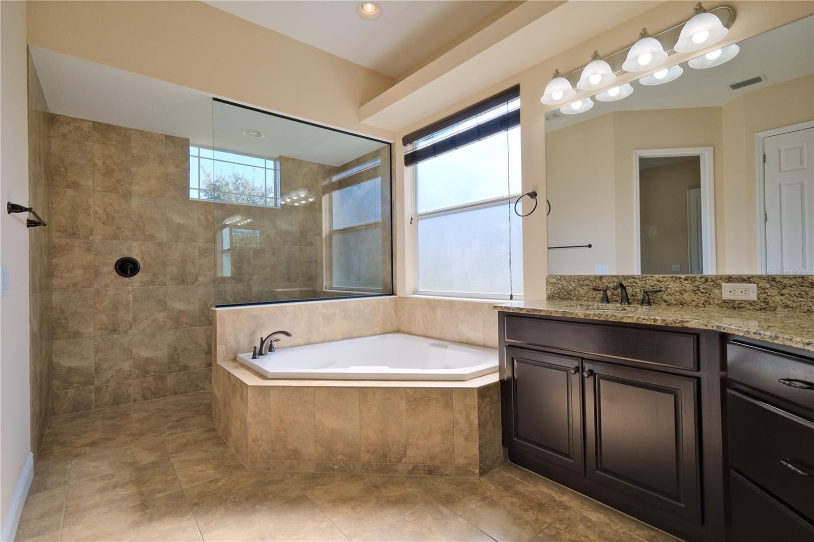 Image 24 of 59 For 2615 162nd Avenue E