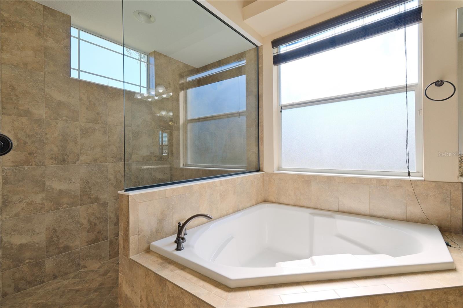 Image 25 of 59 For 2615 162nd Avenue E