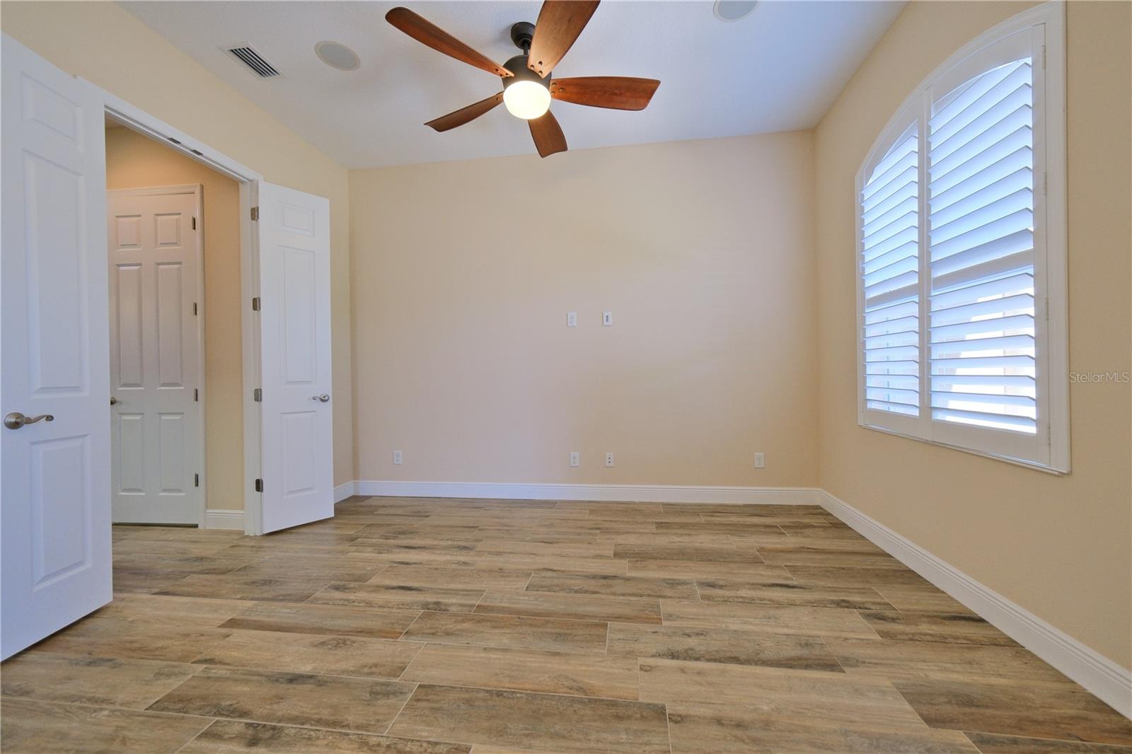 Image 6 of 59 For 2615 162nd Avenue E