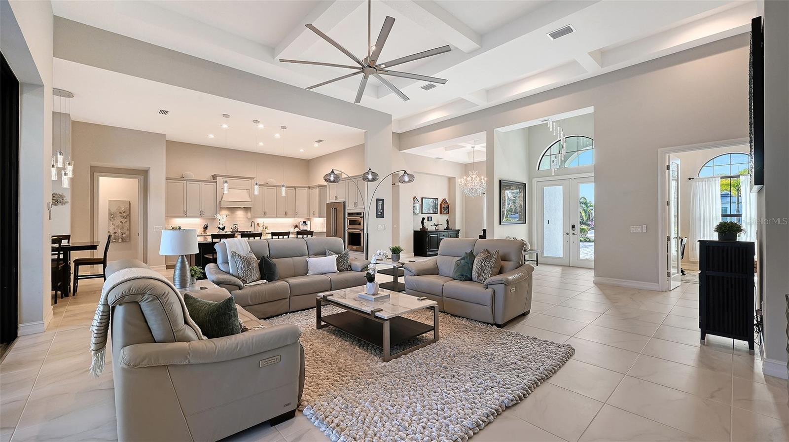 Image 15 of 94 For 16405 Kendleshire Terrace