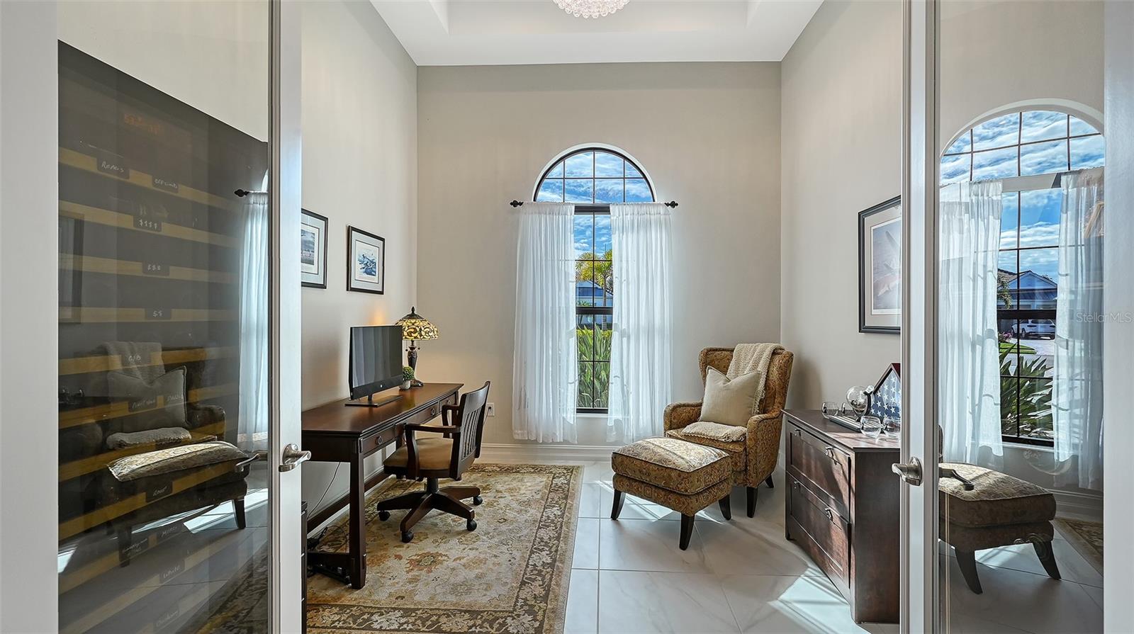 Image 23 of 94 For 16405 Kendleshire Terrace