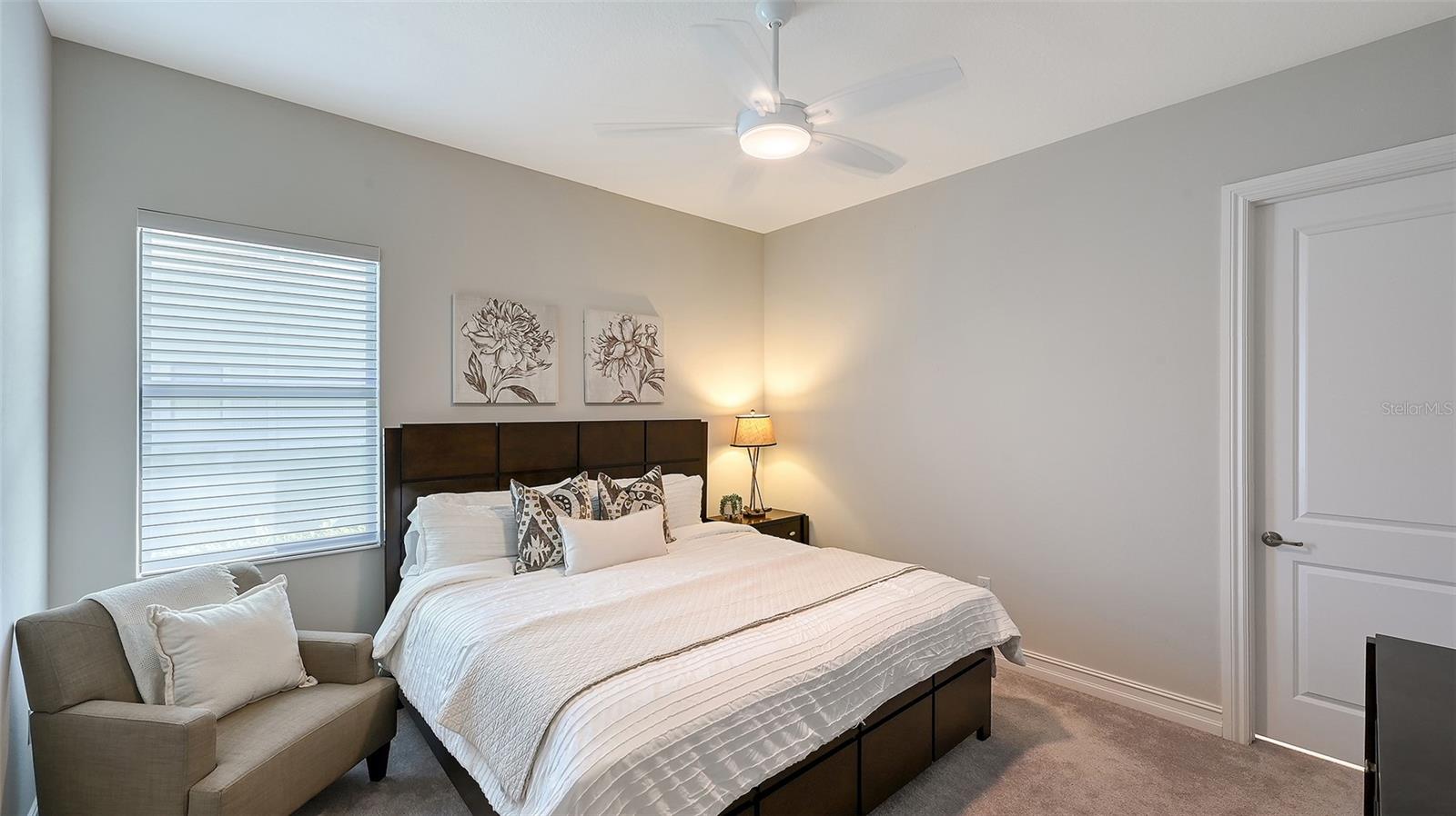 Image 32 of 94 For 16405 Kendleshire Terrace