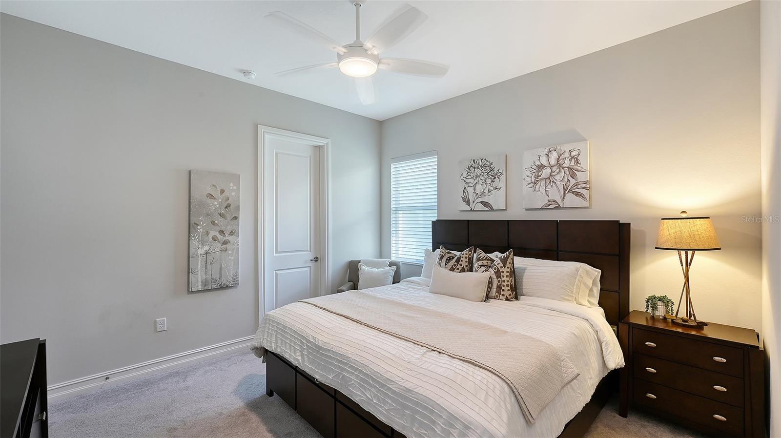 Image 33 of 94 For 16405 Kendleshire Terrace