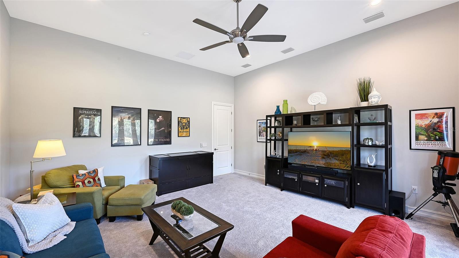 Image 41 of 94 For 16405 Kendleshire Terrace