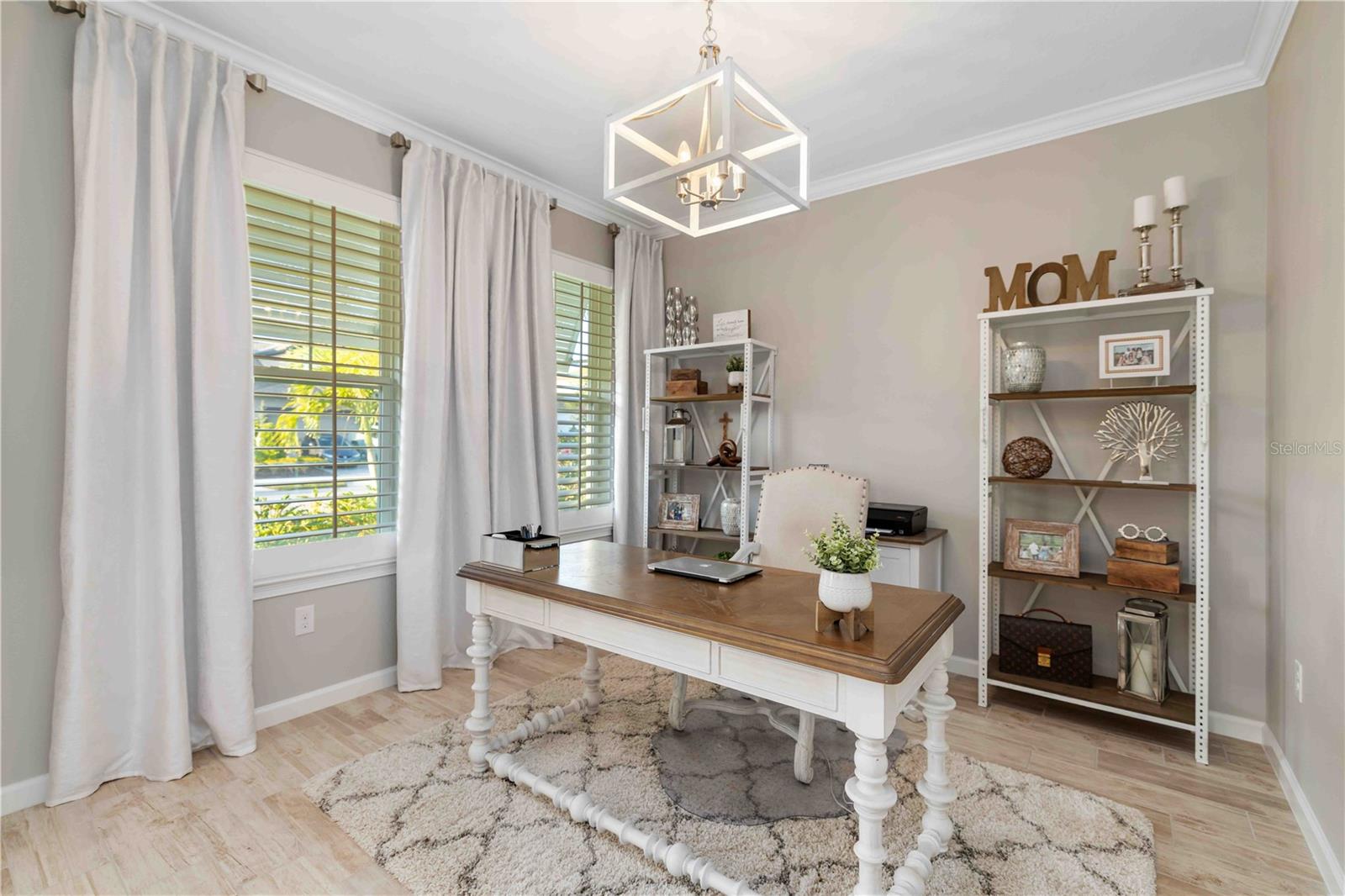 Image 14 of 28 For 11812 Brookside Drive