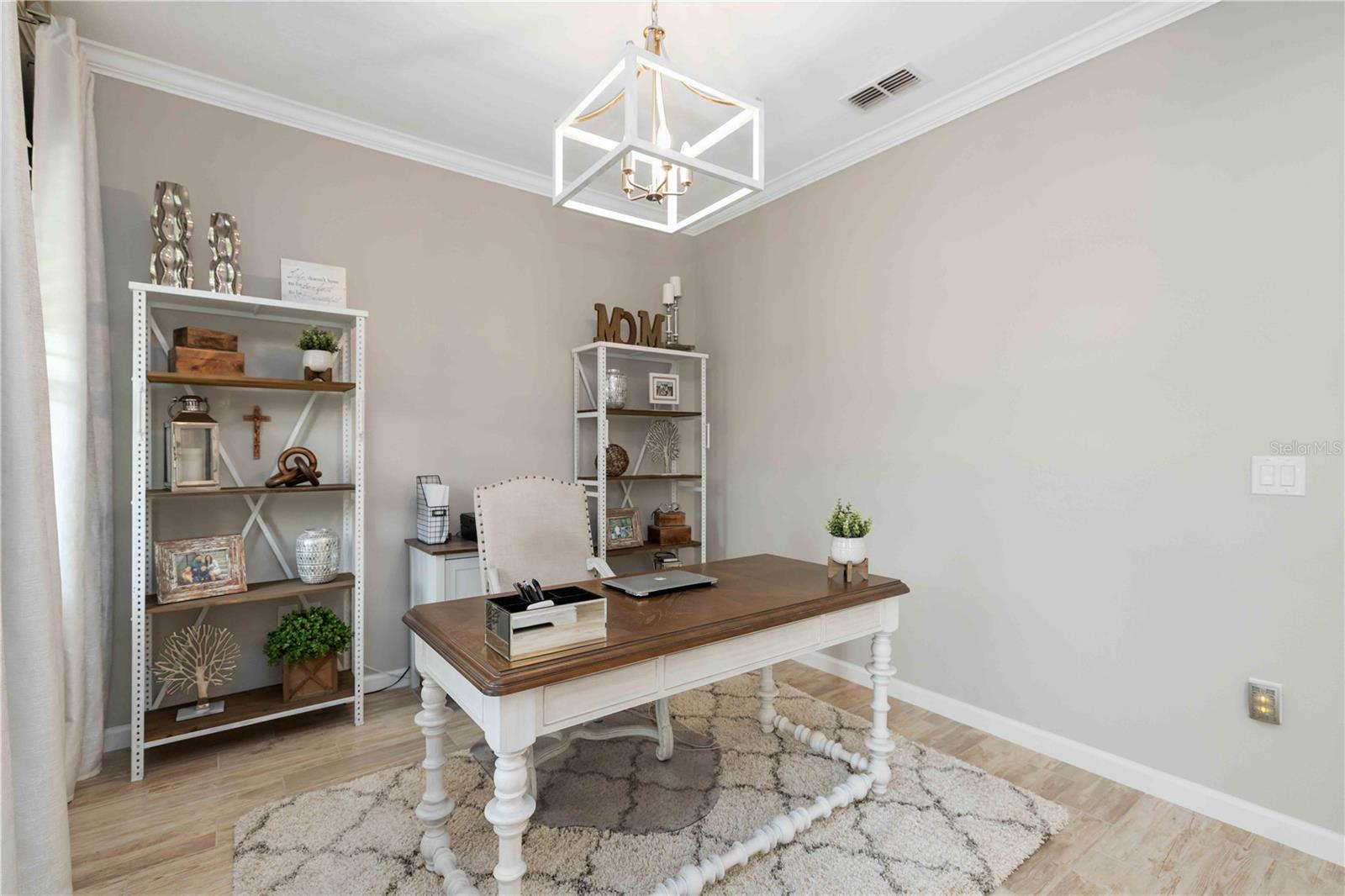 Image 15 of 28 For 11812 Brookside Drive