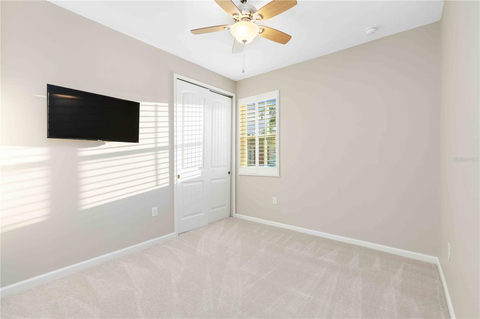 Image 19 of 28 For 11812 Brookside Drive