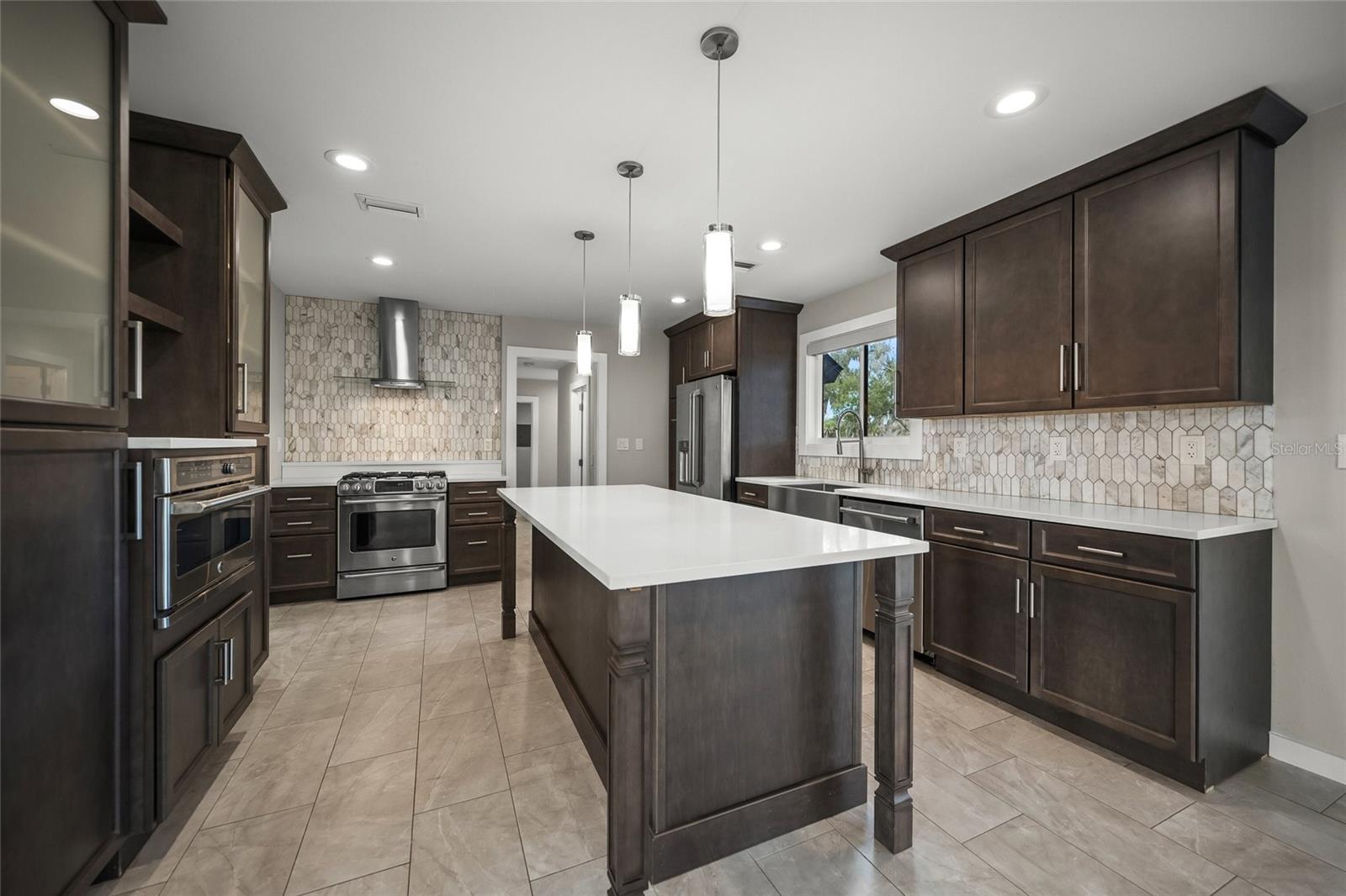 Image 16 of 63 For 7012 Saddle Creek Circle