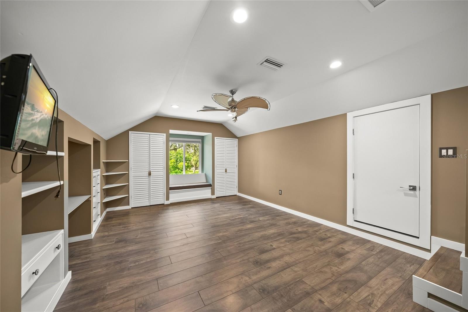 Image 42 of 63 For 7012 Saddle Creek Circle