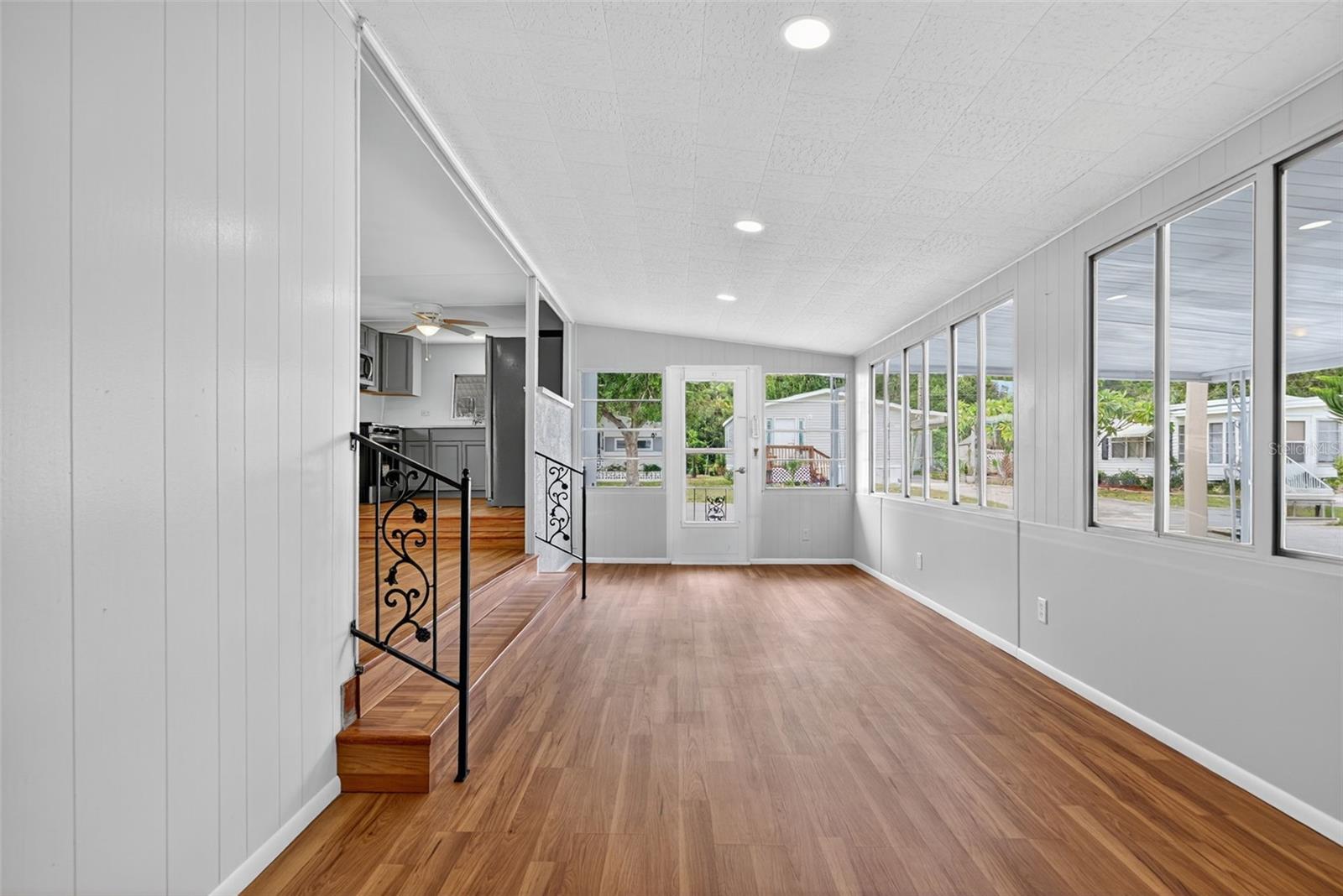 Image 7 of 41 For 5162 Boca Raton Avenue