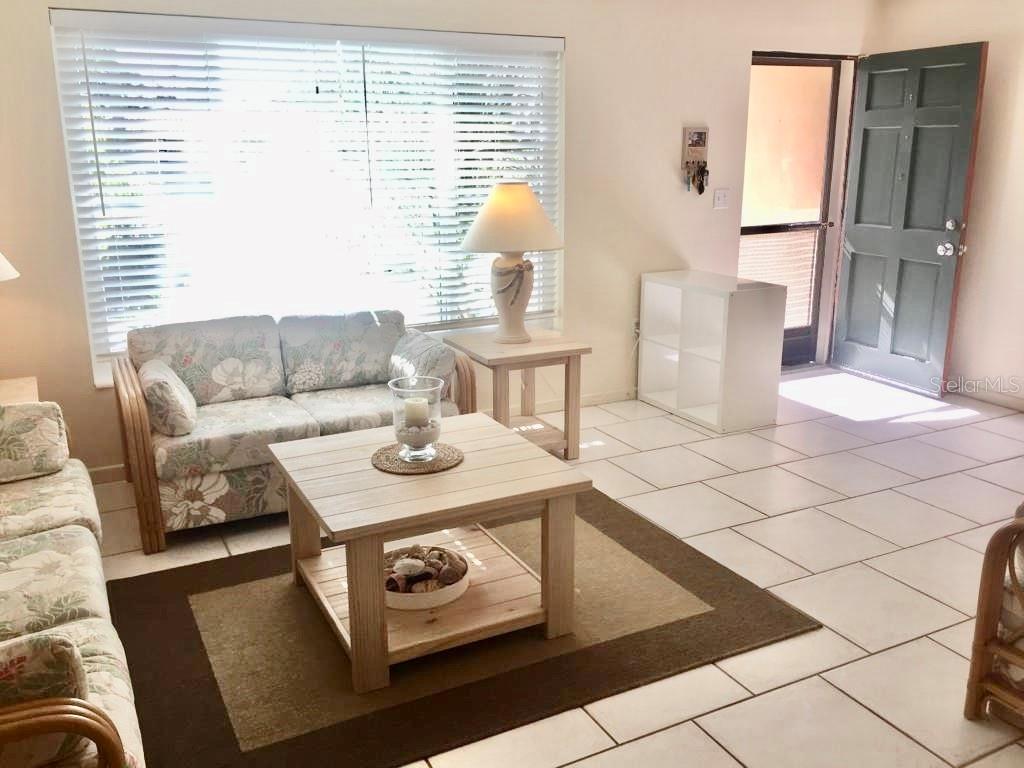 Image 12 of 19 For 1721 Birchwood Street