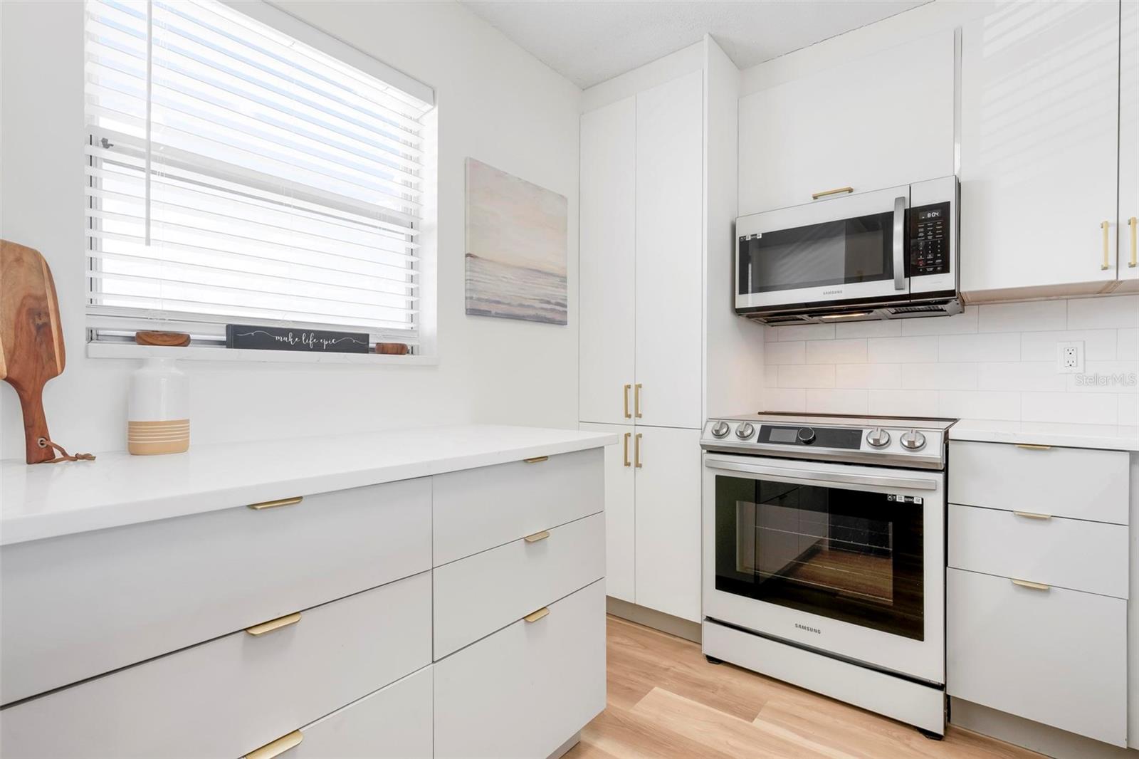 Image 16 of 36 For 4200 Ironwood Circle 203b