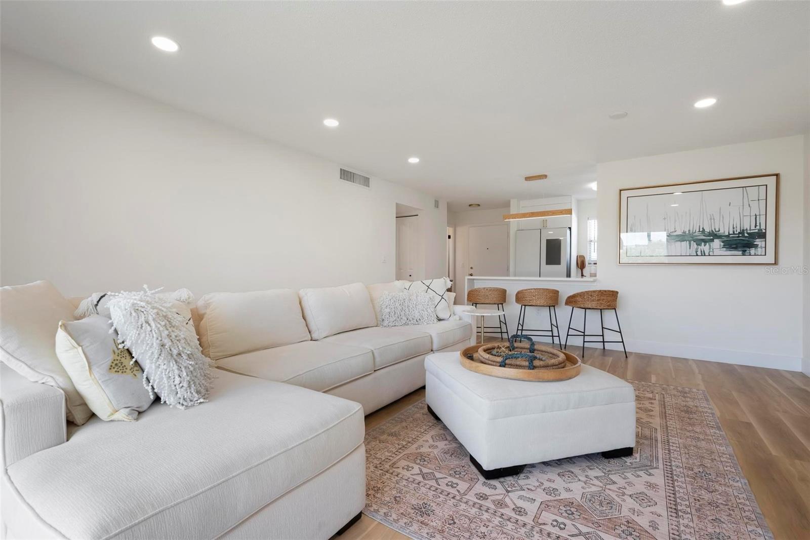 Image 8 of 36 For 4200 Ironwood Circle 203b