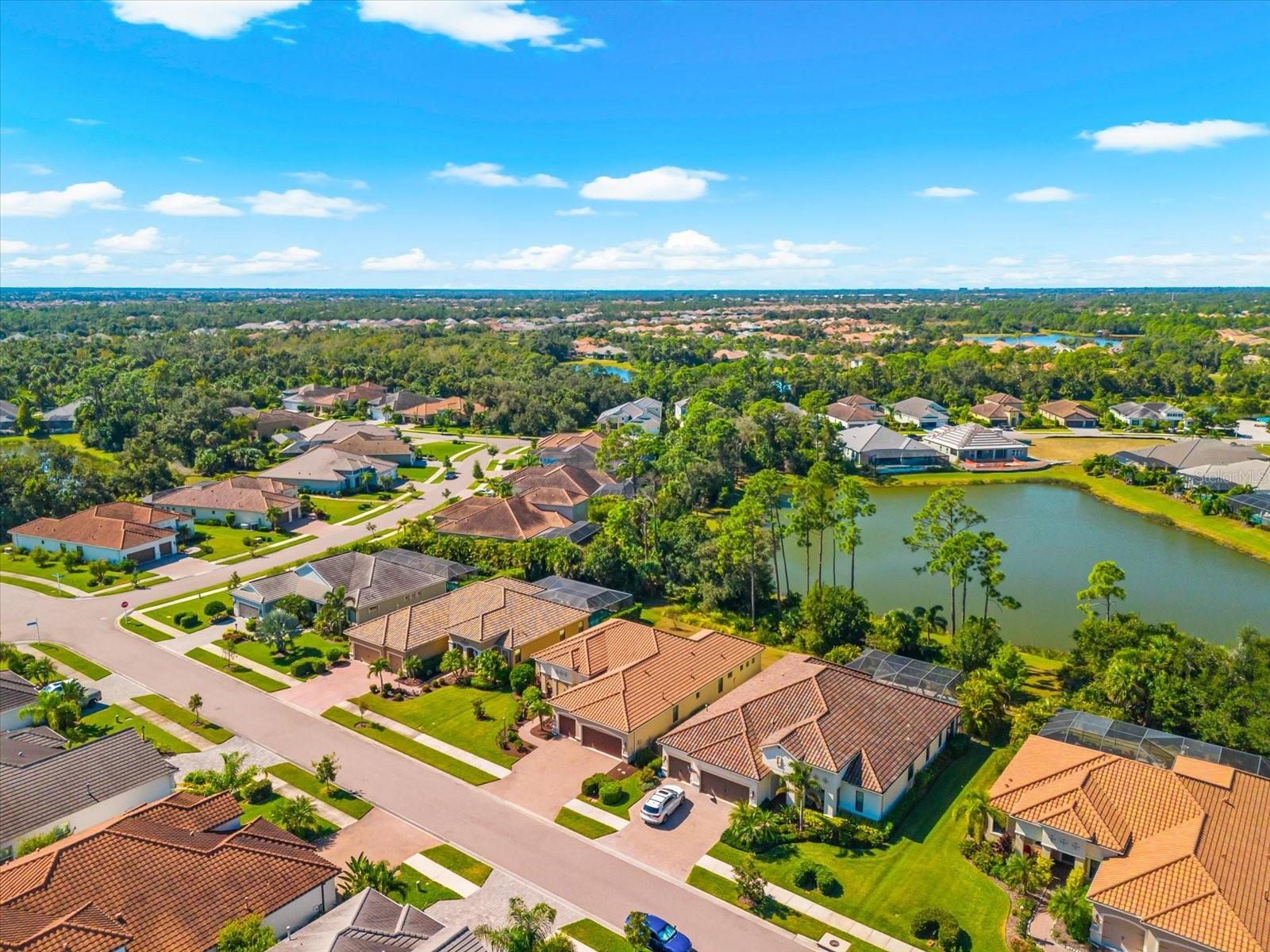 Image 53 of 63 For 21225 Chattahoochee Avenue