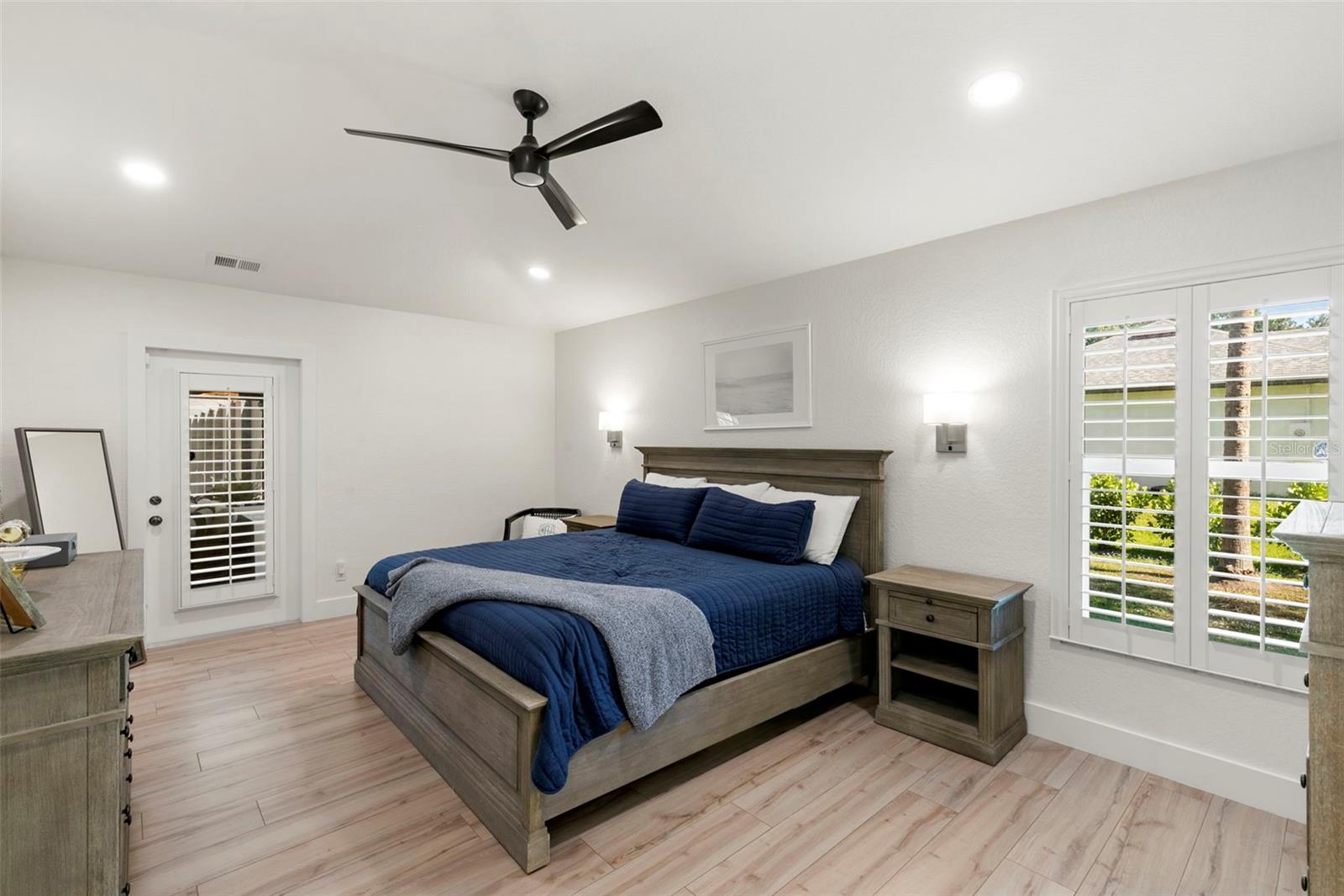 Image 15 of 49 For 1020 19th Street Sw