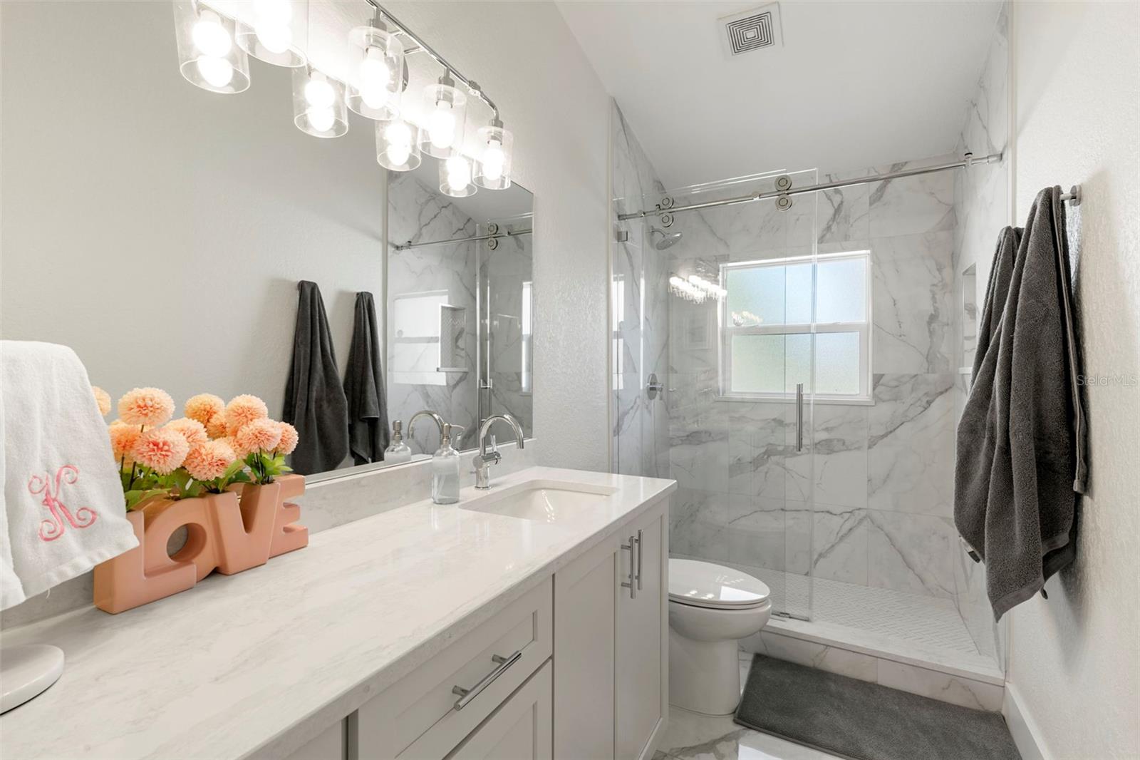 Image 20 of 49 For 1020 19th Street Sw