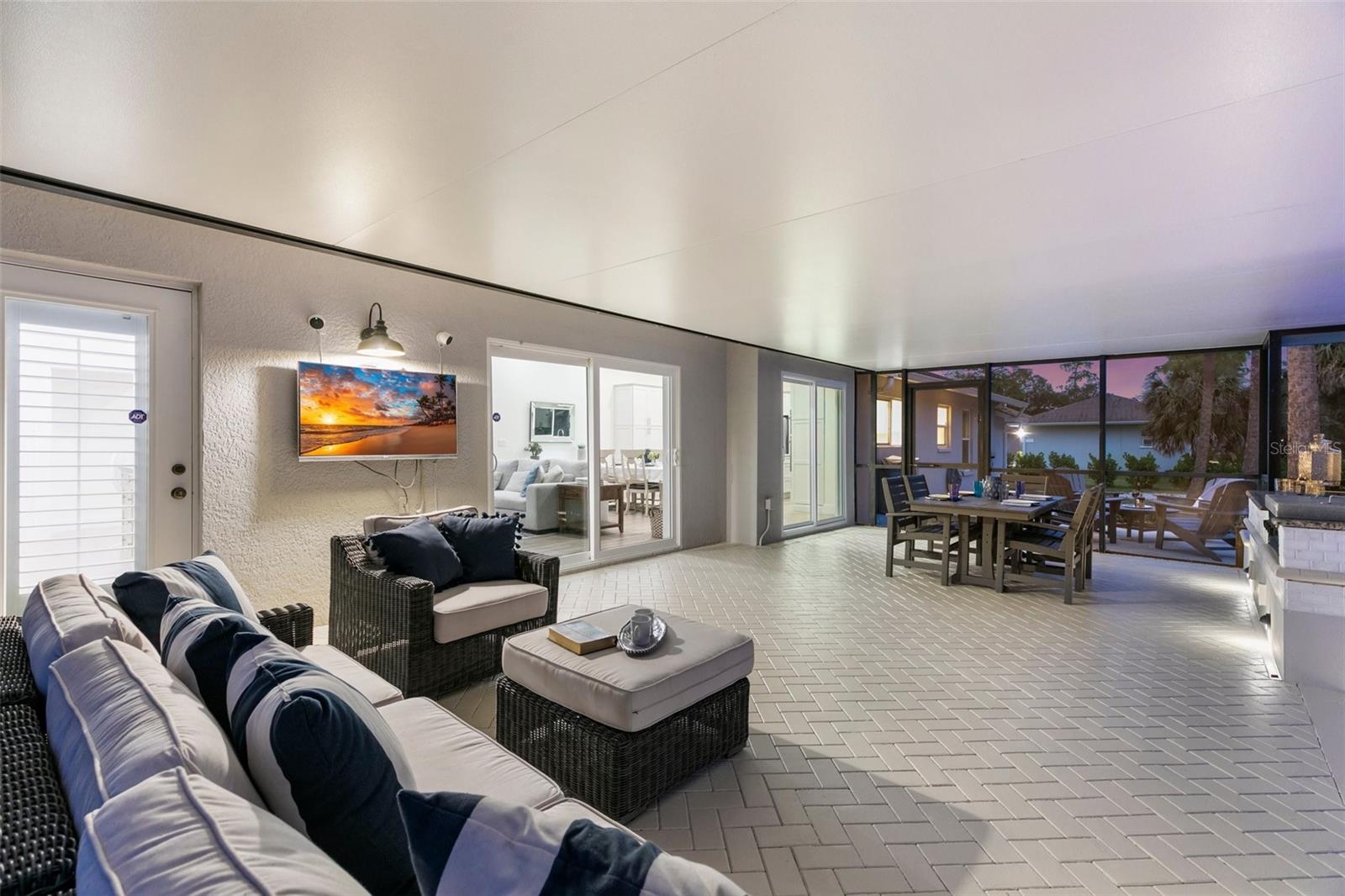 Image 26 of 49 For 1020 19th Street Sw