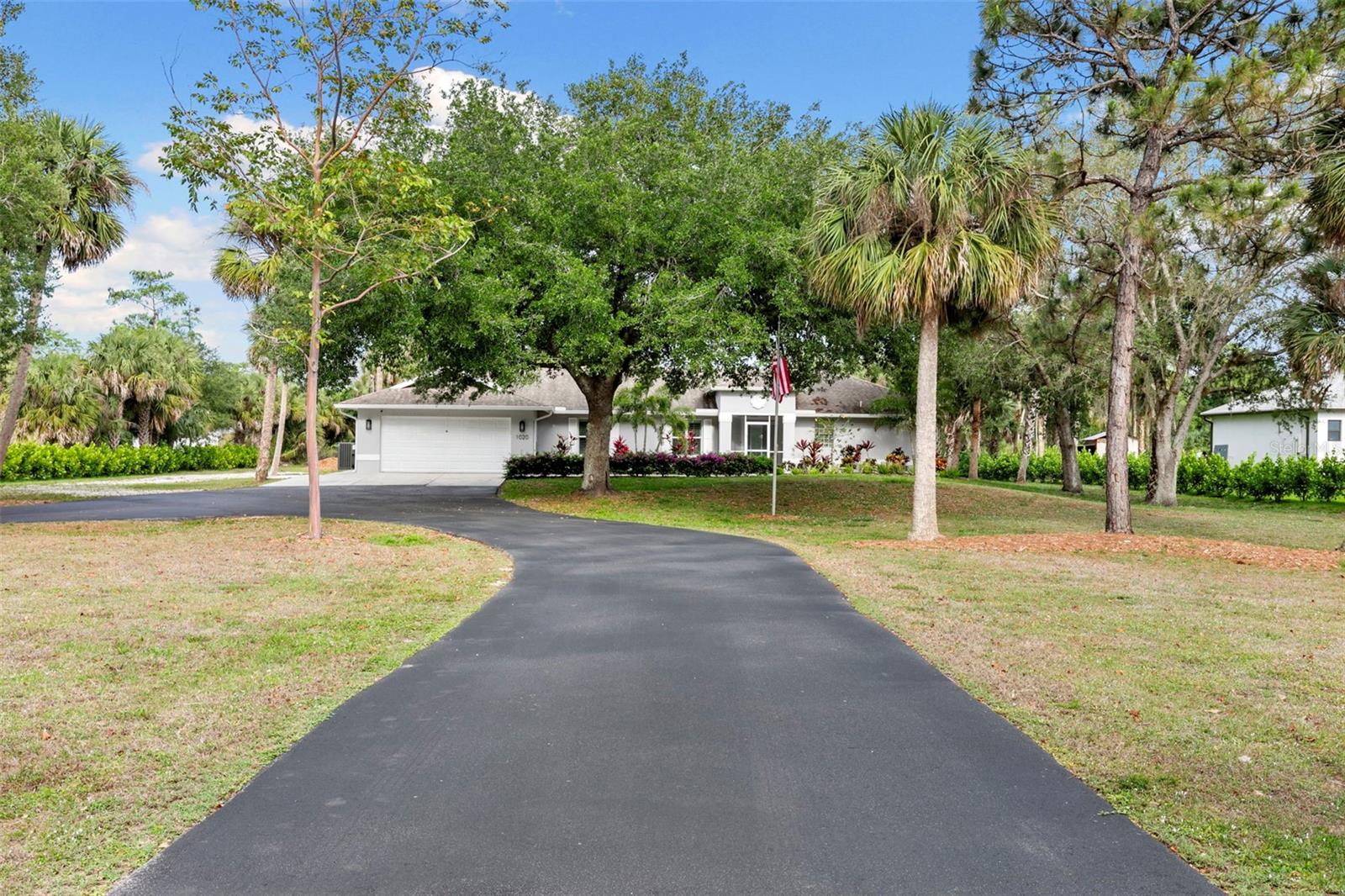 Image 3 of 49 For 1020 19th Street Sw