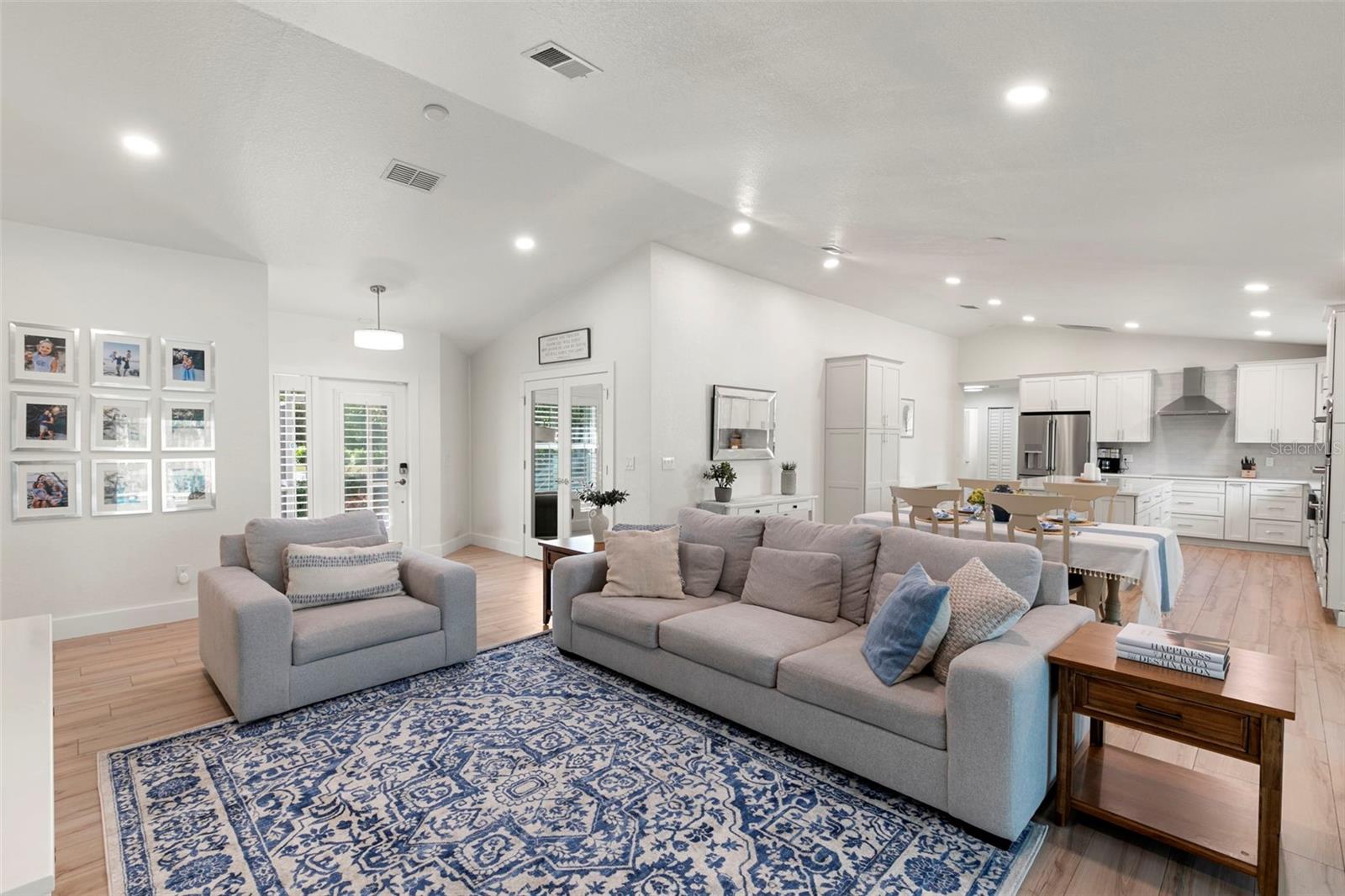 Image 6 of 49 For 1020 19th Street Sw