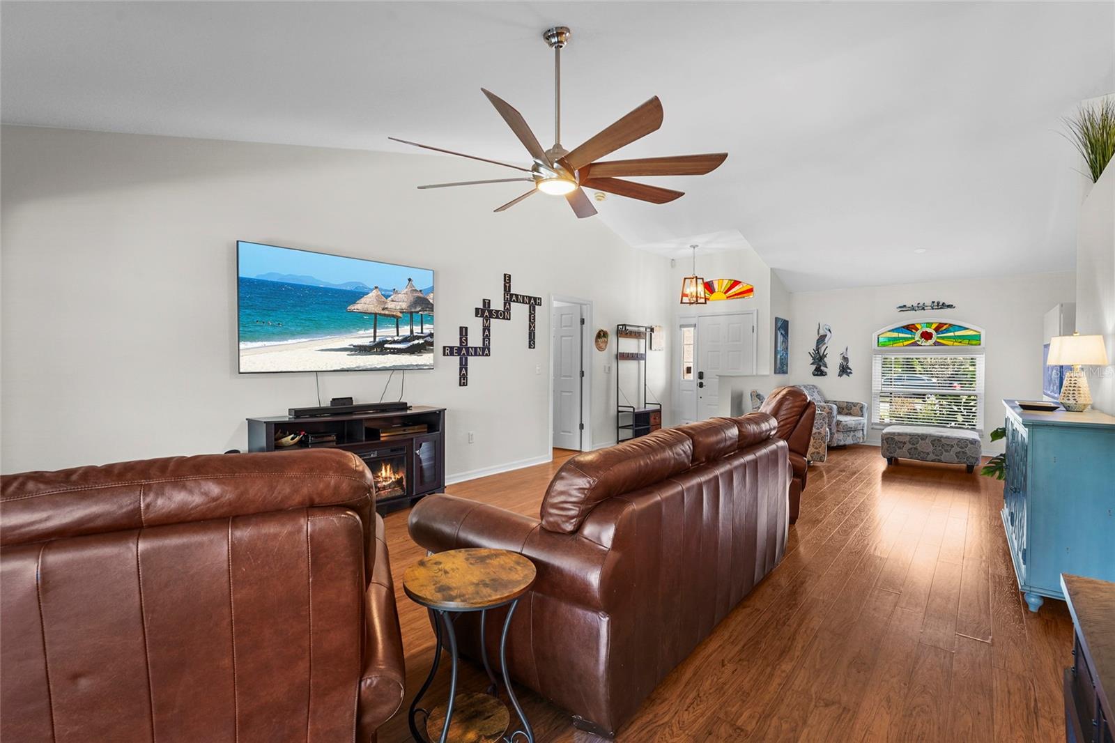 Image 11 of 83 For 5810 31st Court E