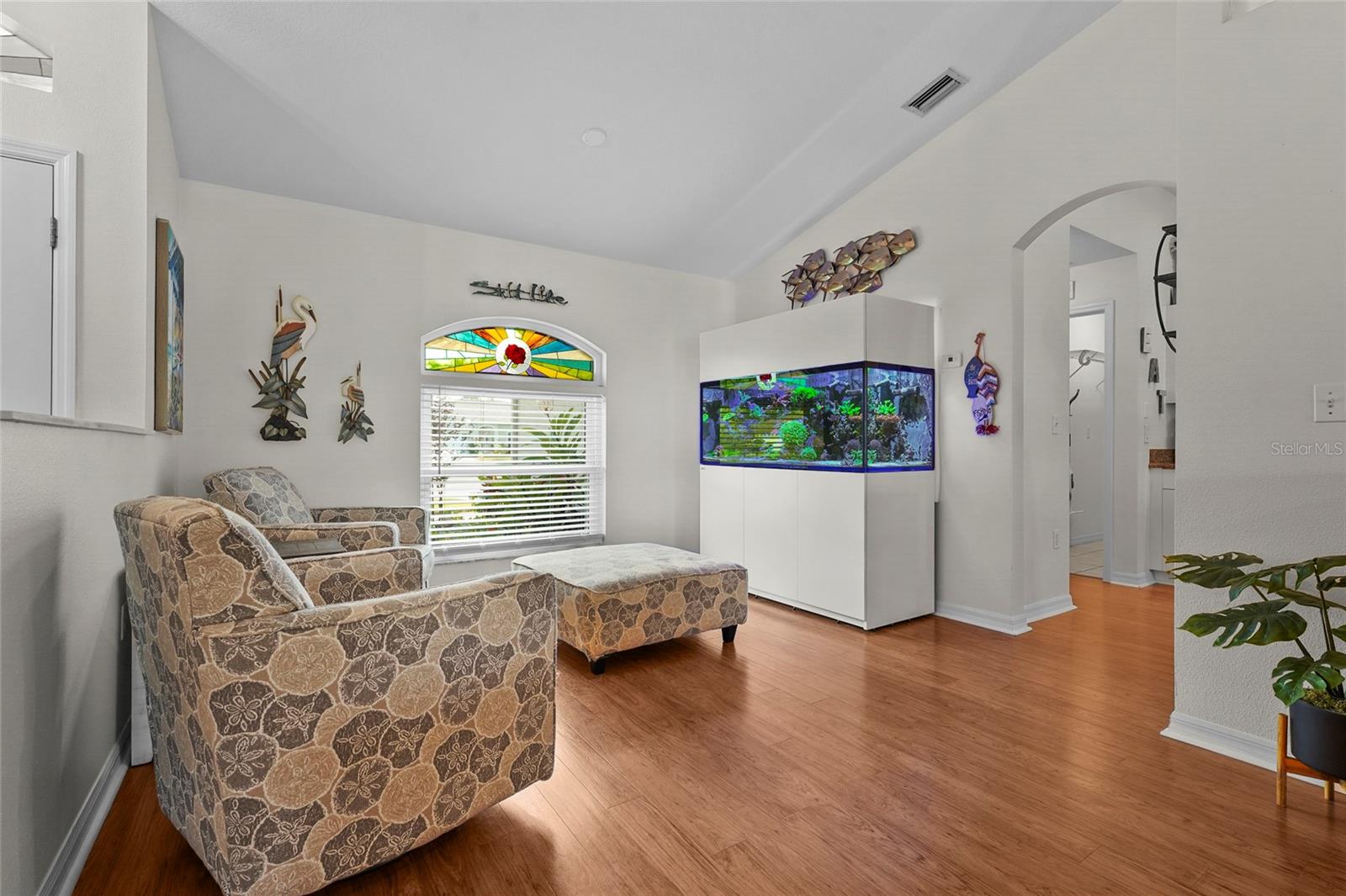 Image 13 of 83 For 5810 31st Court E