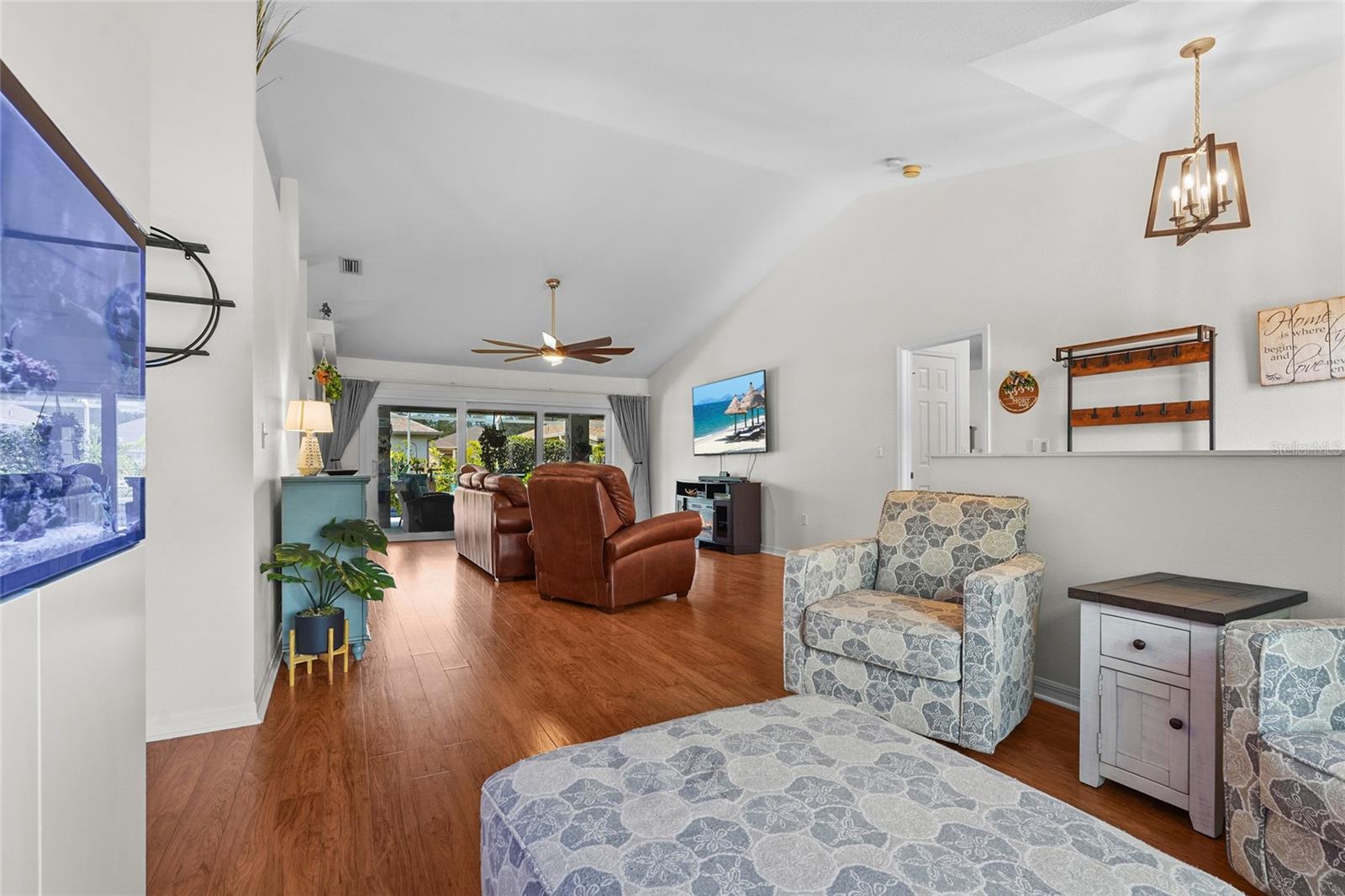 Image 15 of 83 For 5810 31st Court E