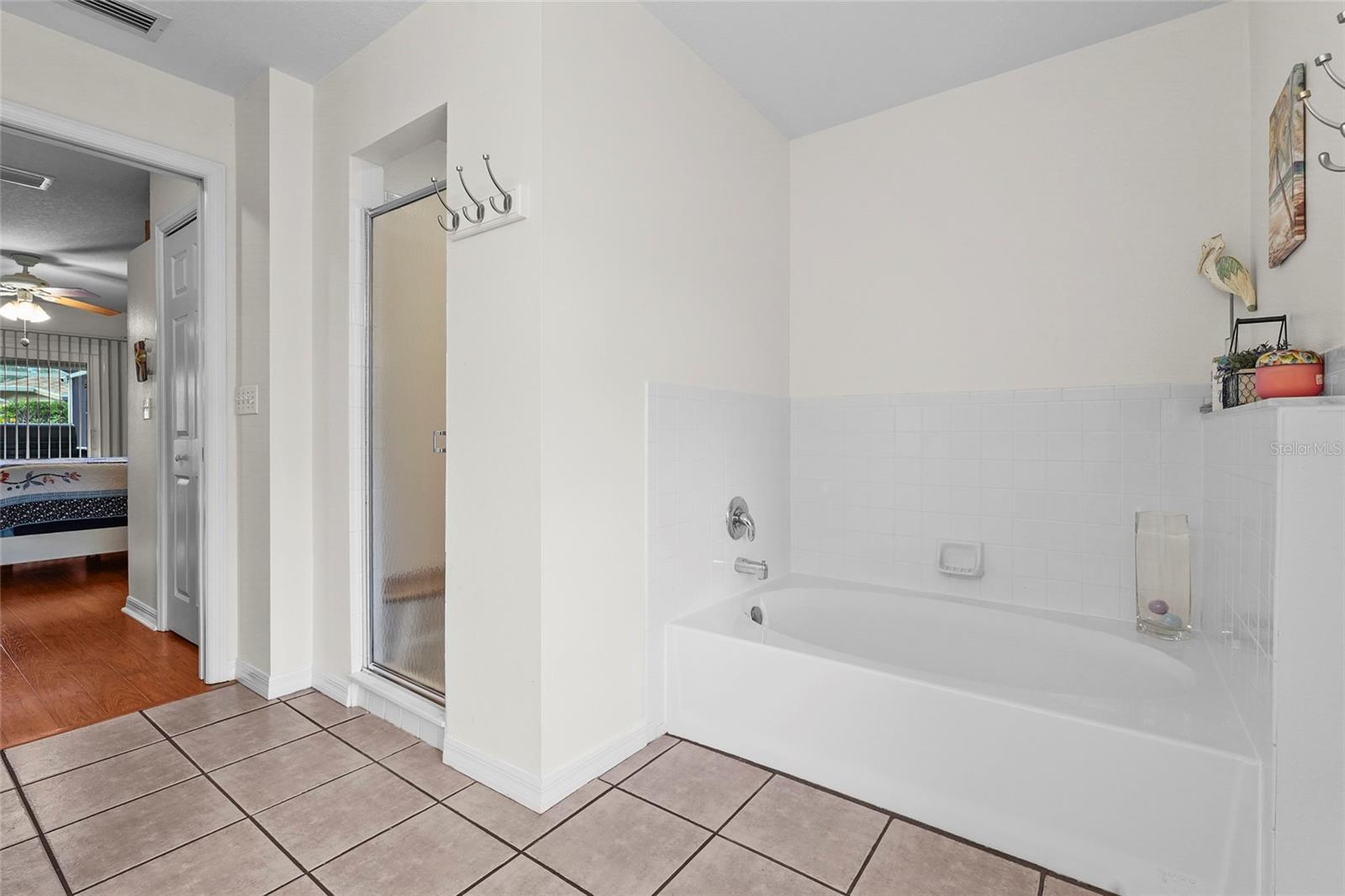 Image 30 of 83 For 5810 31st Court E