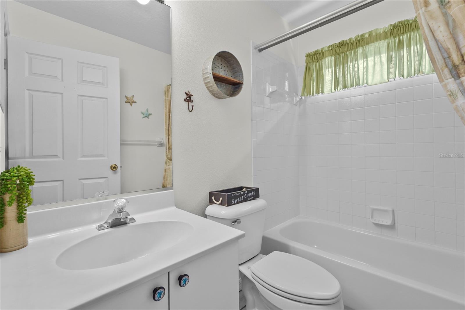 Image 35 of 83 For 5810 31st Court E