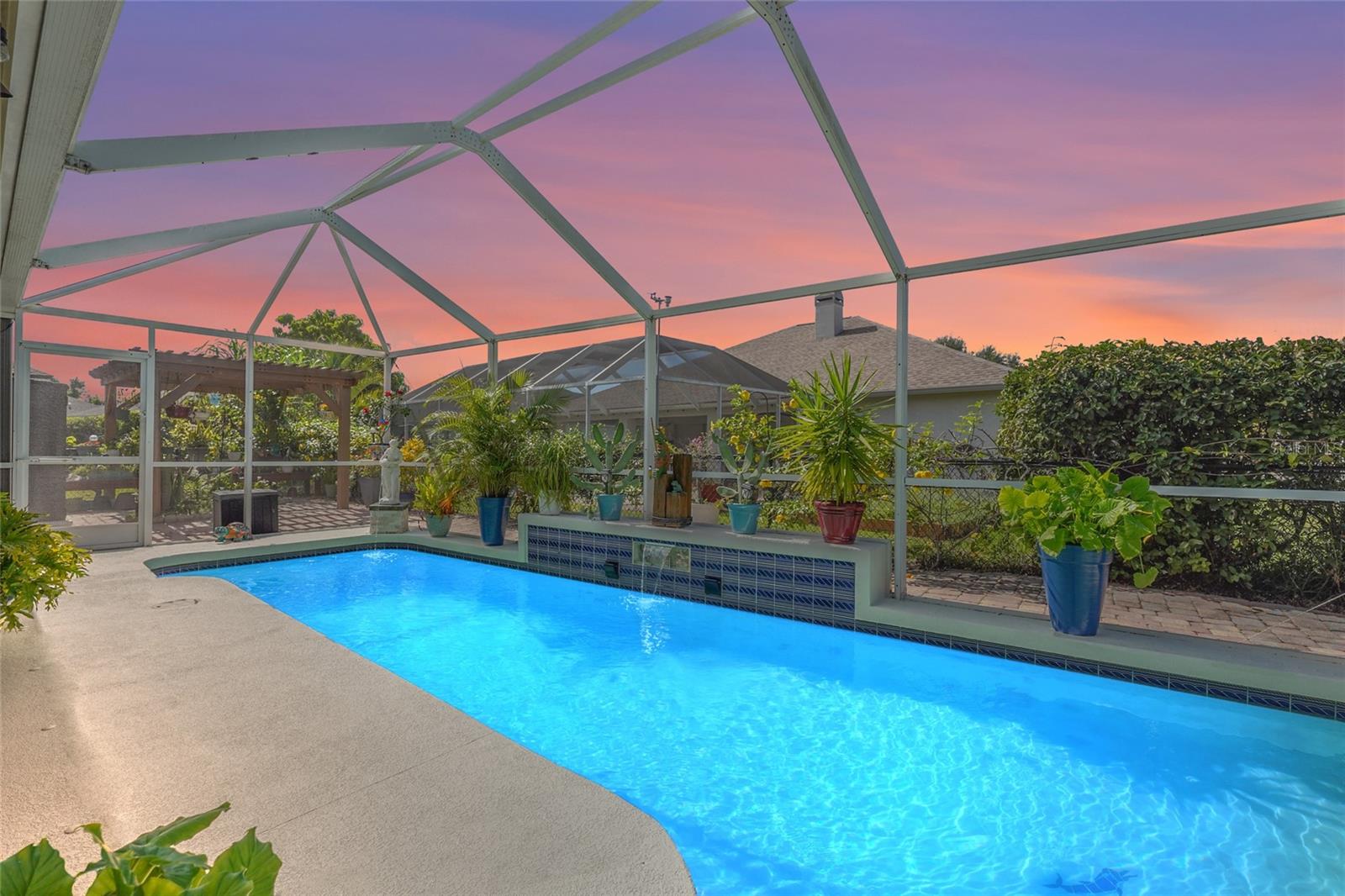 Image 52 of 83 For 5810 31st Court E