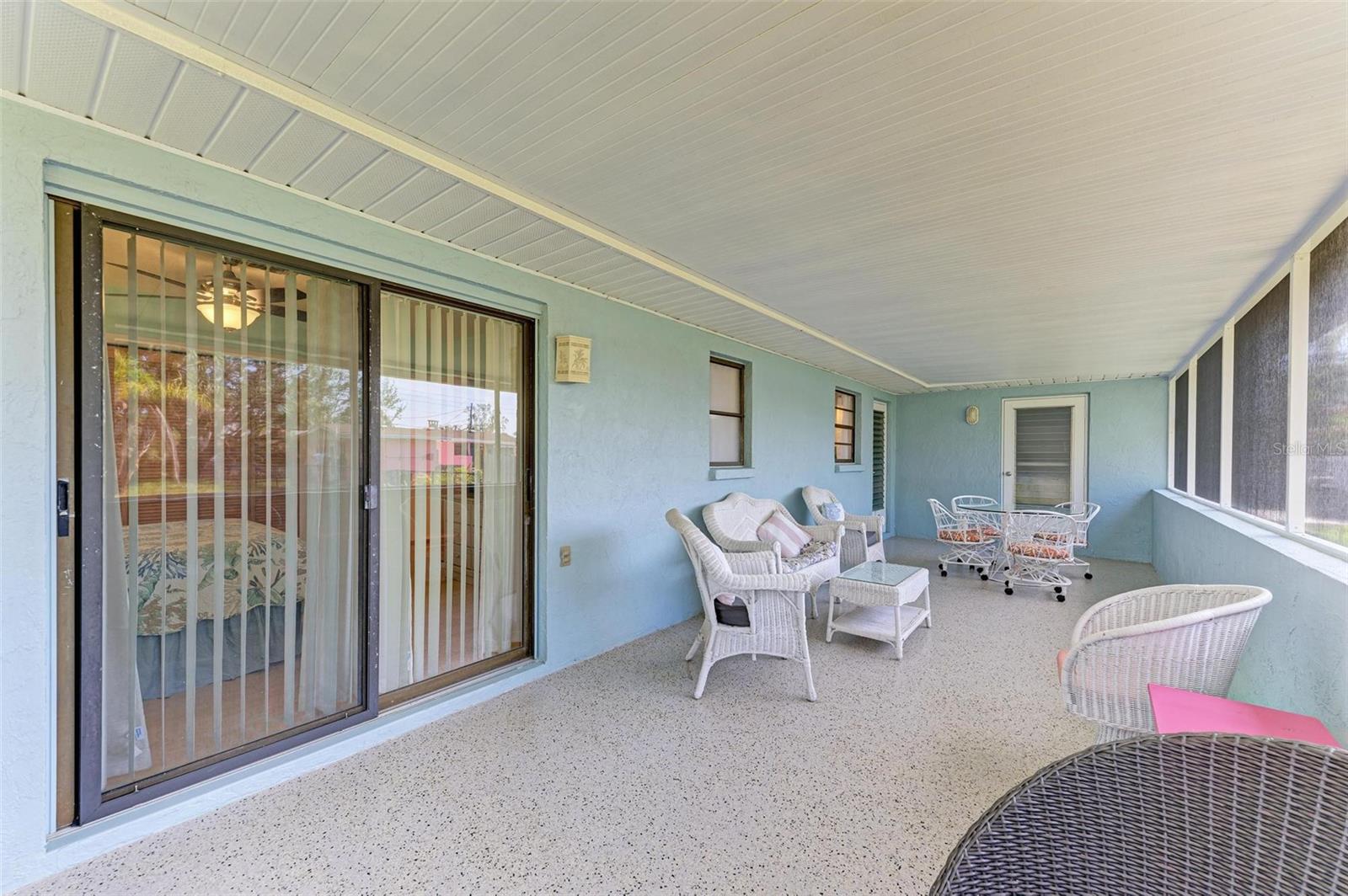 Listing photo id 58 for 401 Shore Road