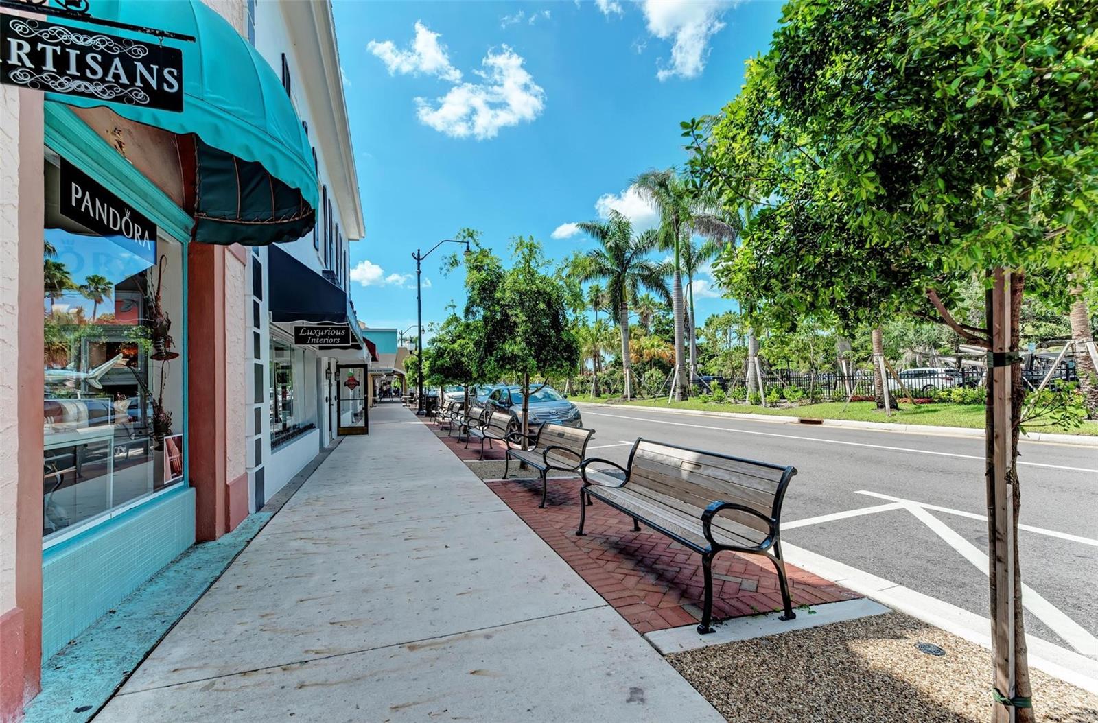 Listing photo id 72 for 401 Shore Road