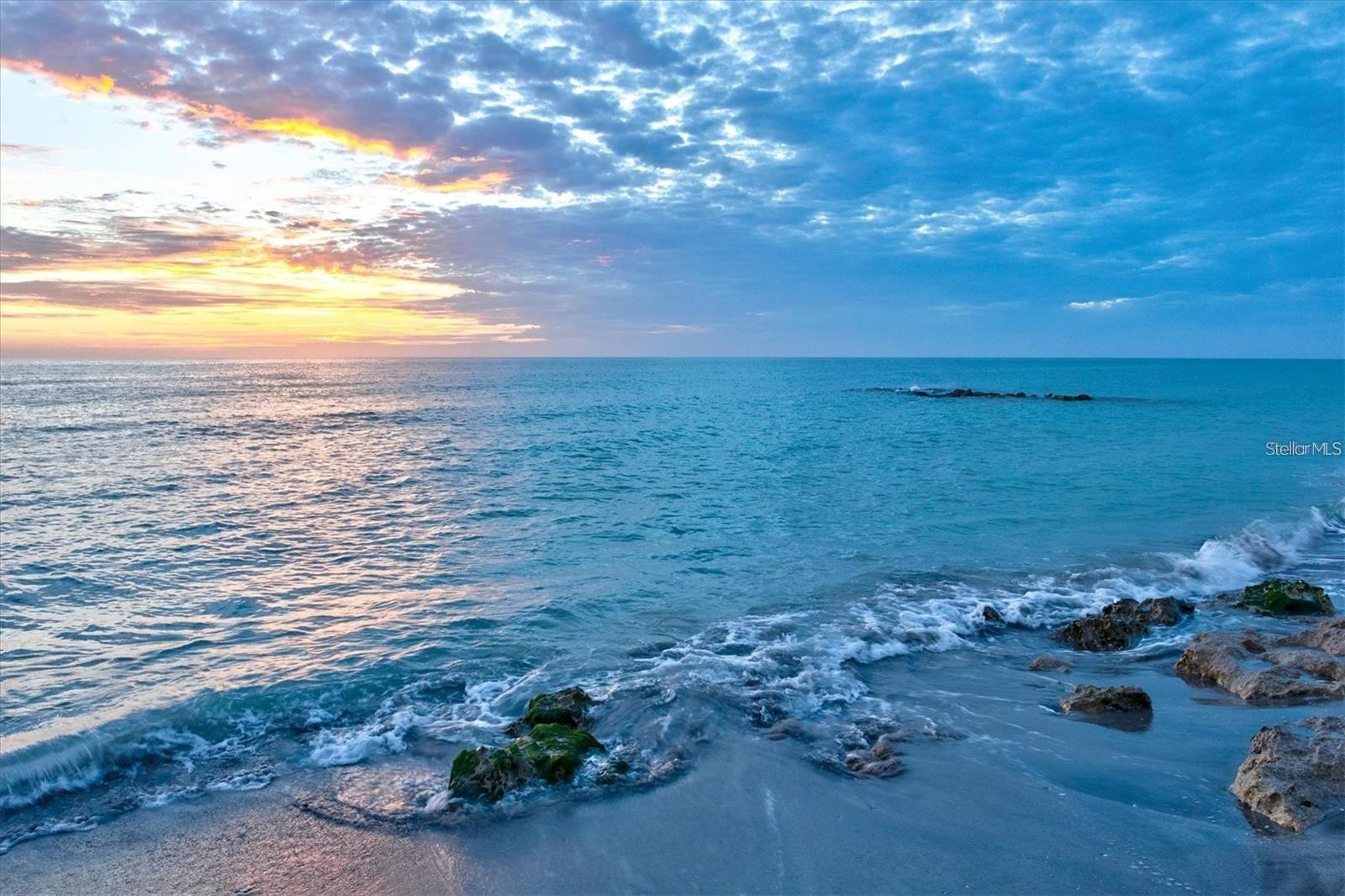 Listing photo id 81 for 401 Shore Road