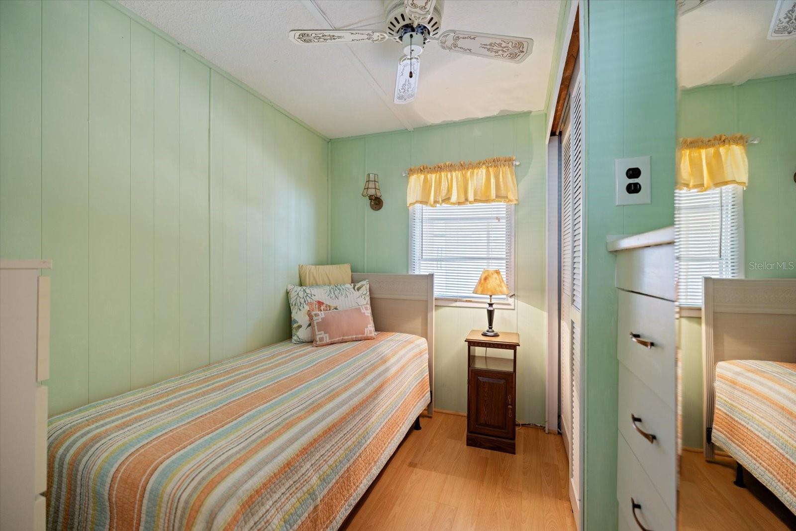 Image 18 of 37 For 251 Southwinds Drive