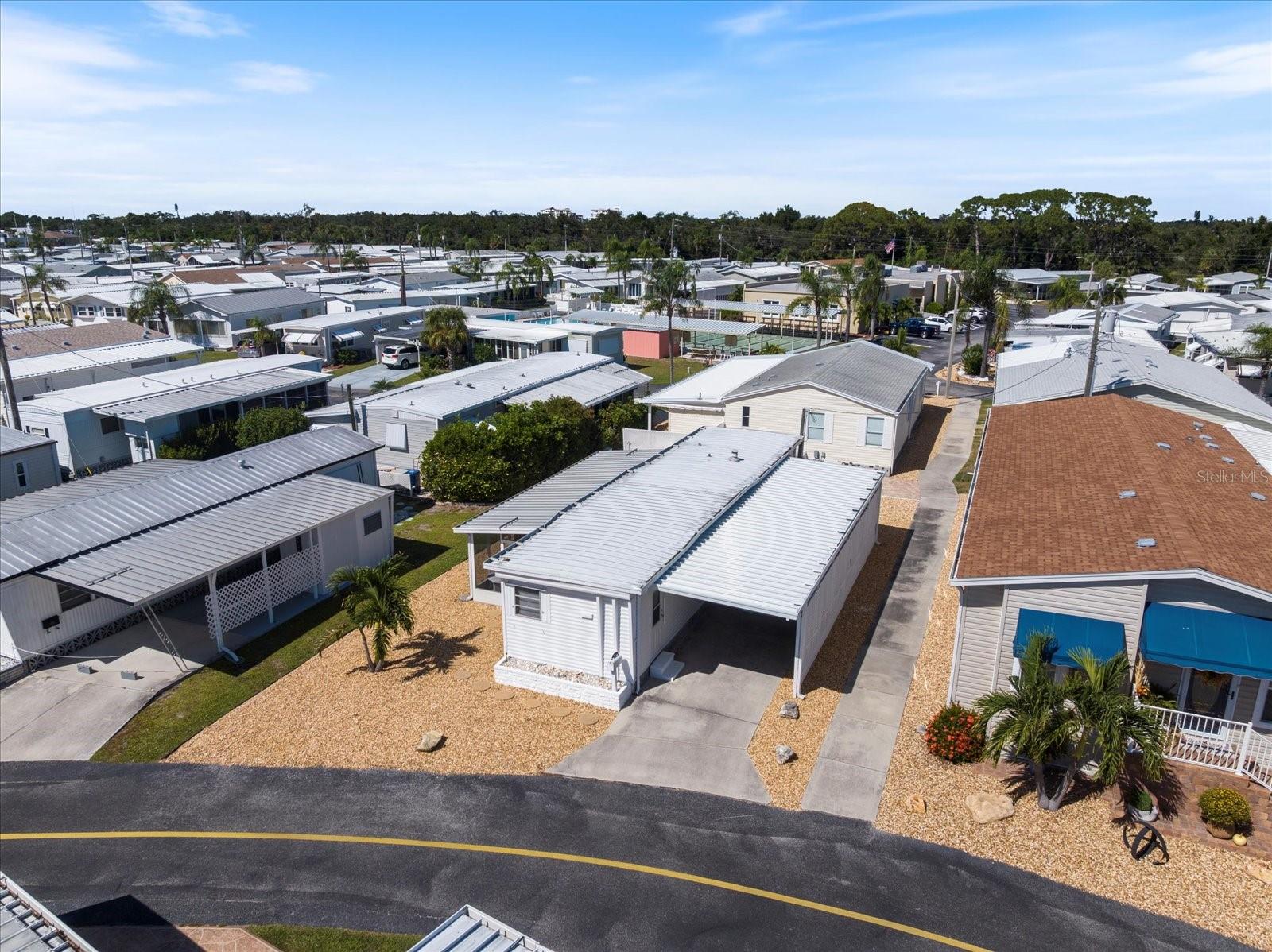 Image 2 of 37 For 251 Southwinds Drive