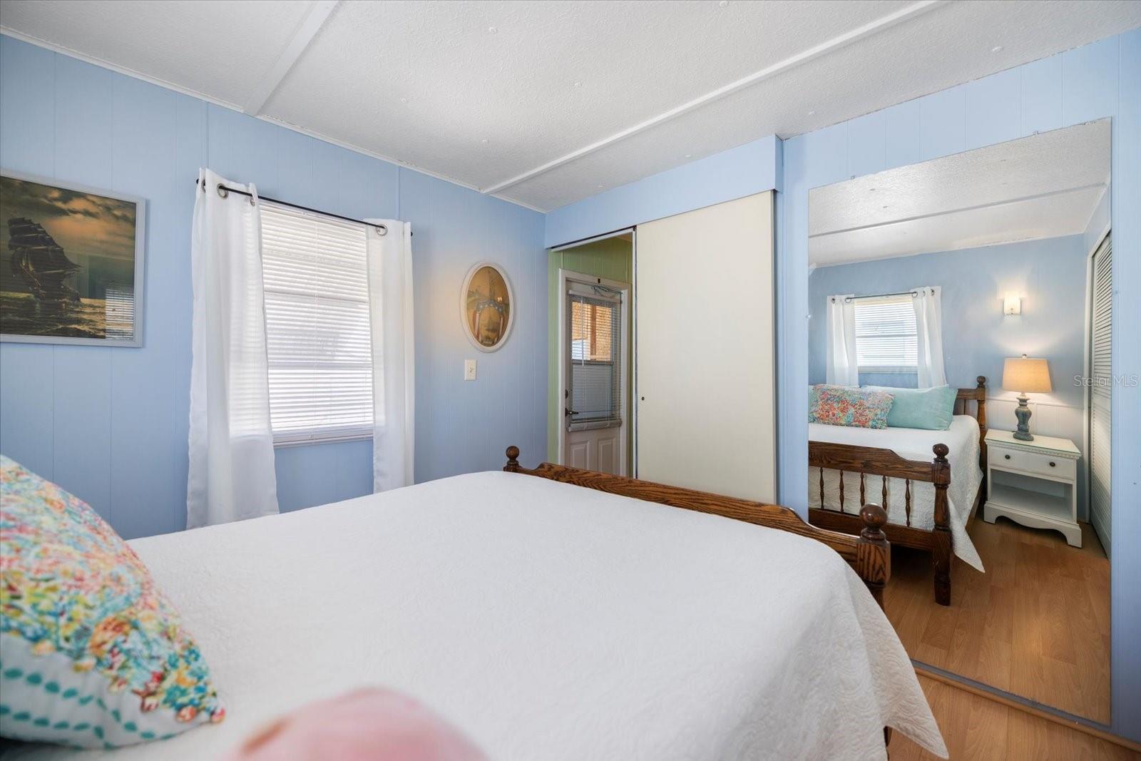 Image 22 of 37 For 251 Southwinds Drive