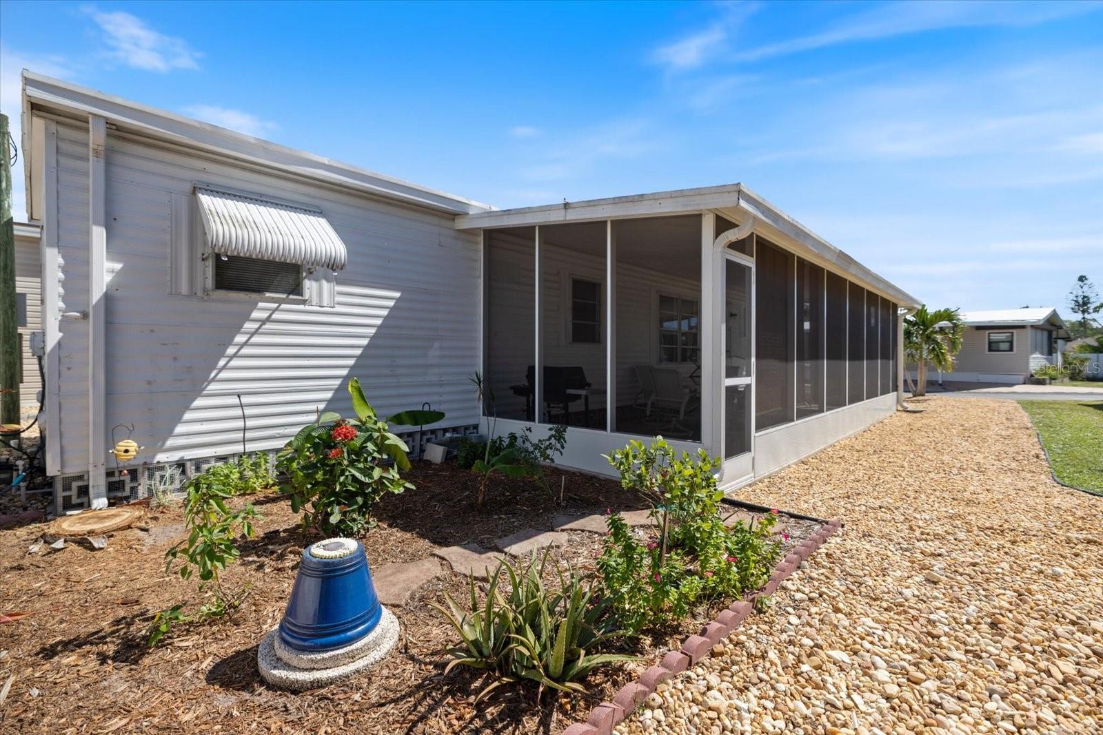 Image 26 of 37 For 251 Southwinds Drive