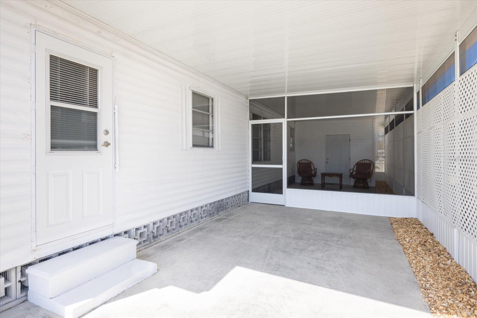 Image 29 of 37 For 251 Southwinds Drive