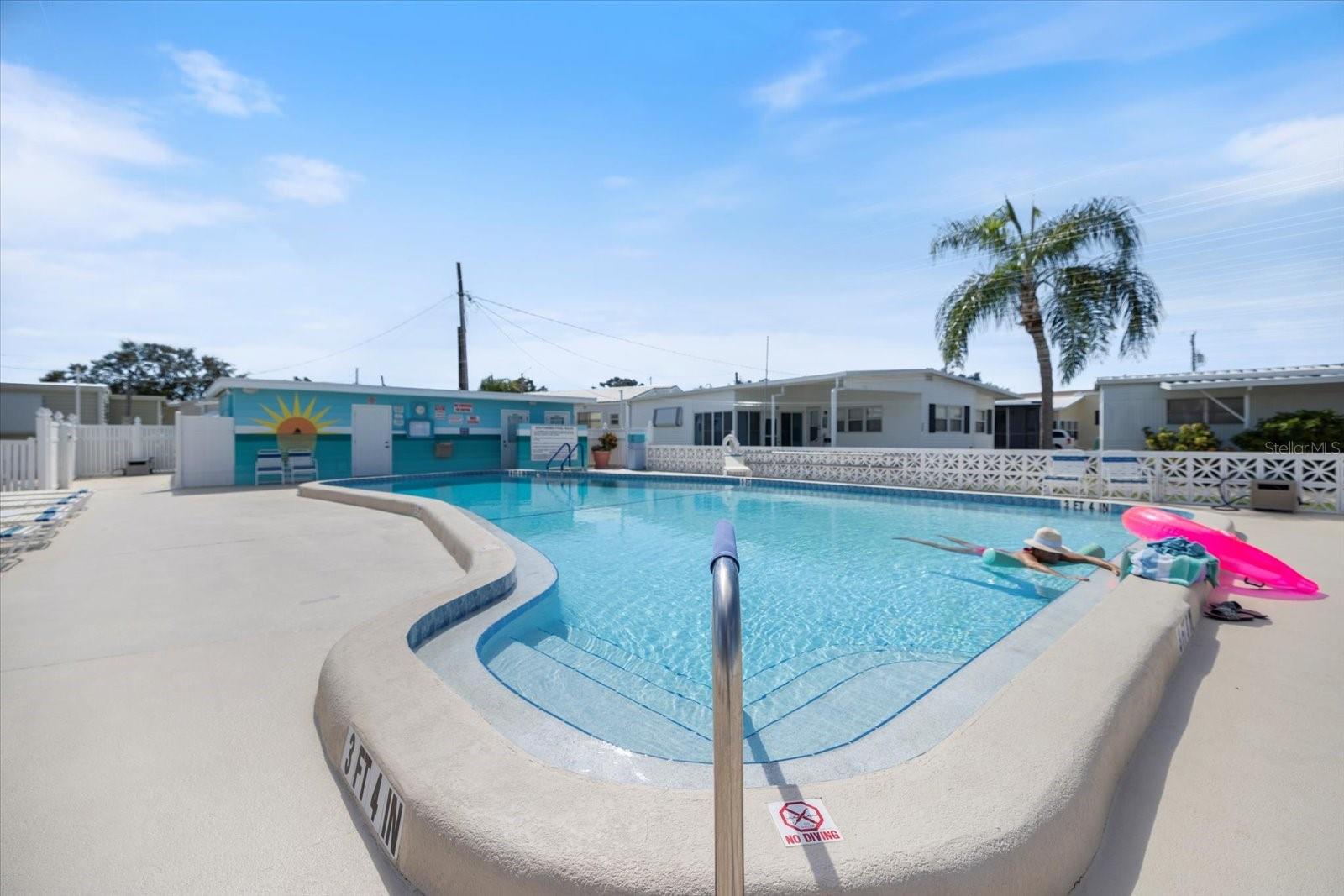 Image 34 of 37 For 251 Southwinds Drive