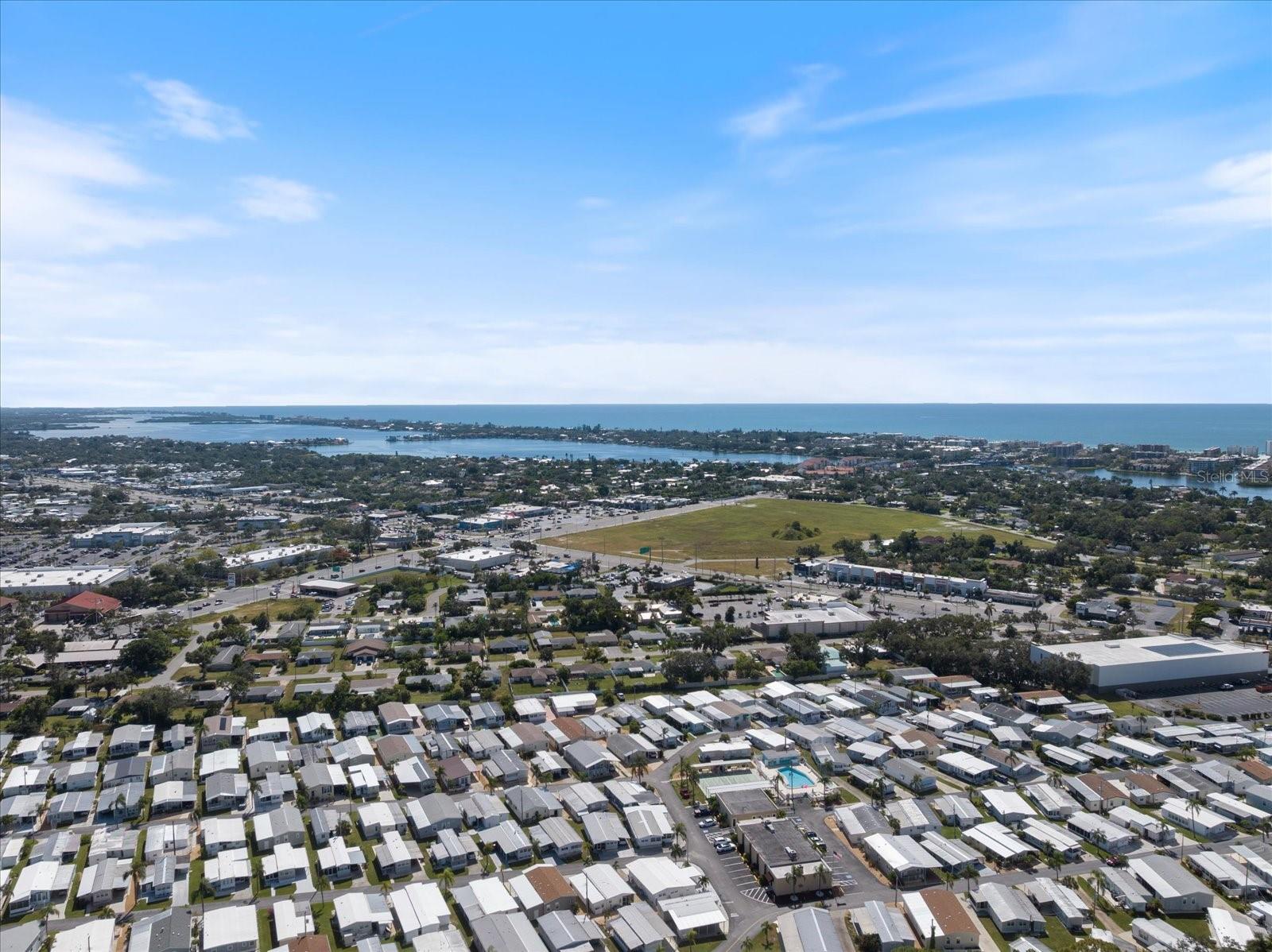 Image 8 of 37 For 251 Southwinds Drive